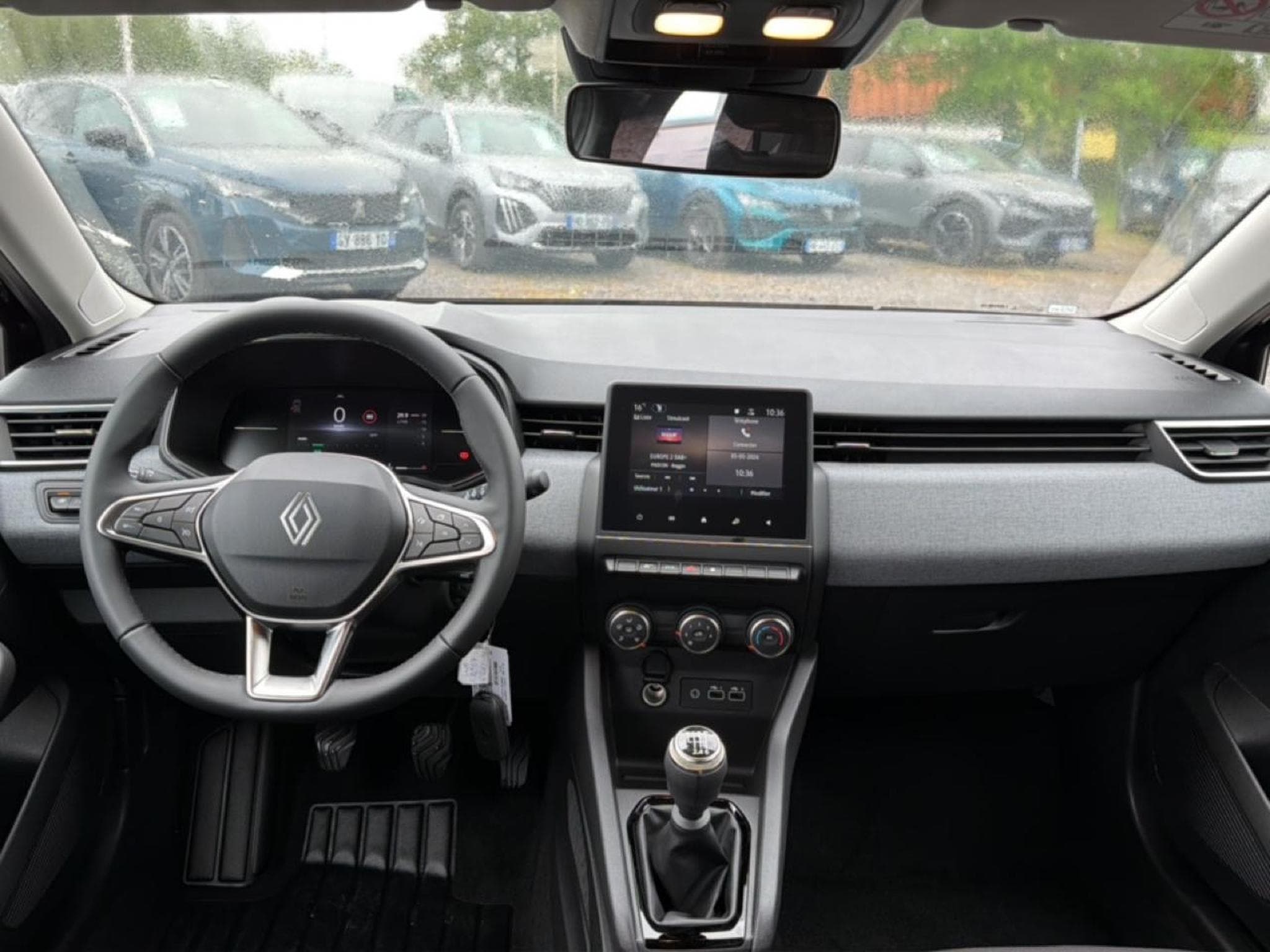 Renault CLIO V 1.0 TCE 90 EVOLUTION (2026) - Photo 10