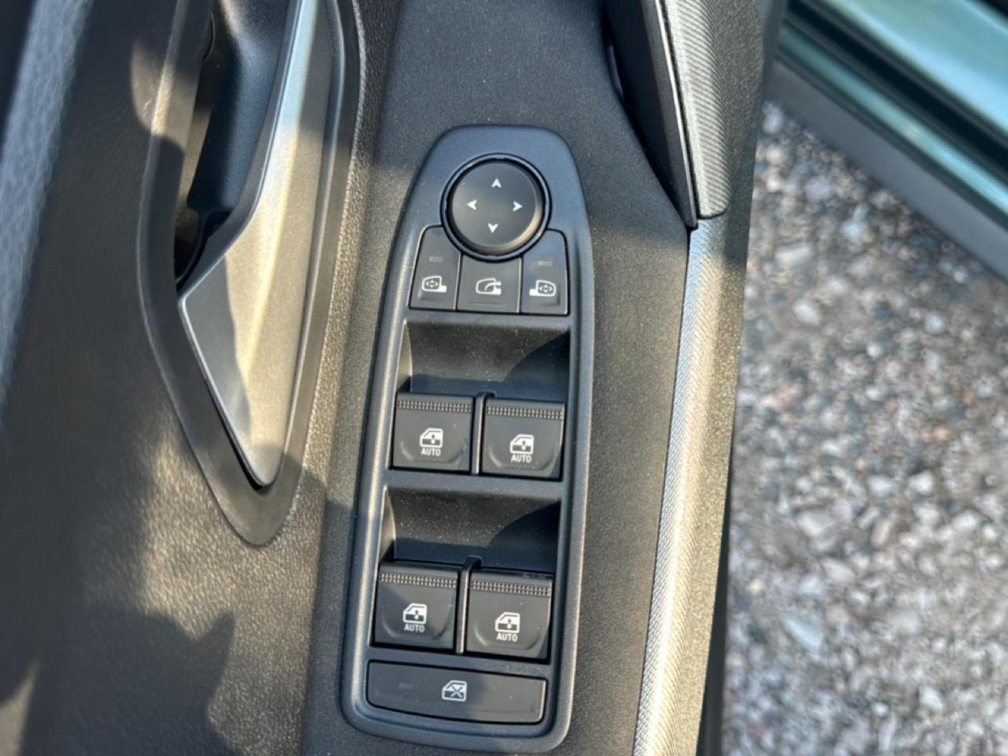 Dacia BIGSTER 1.2 MILD HYBRID 140 JOURNEY (2026) - Foto 17