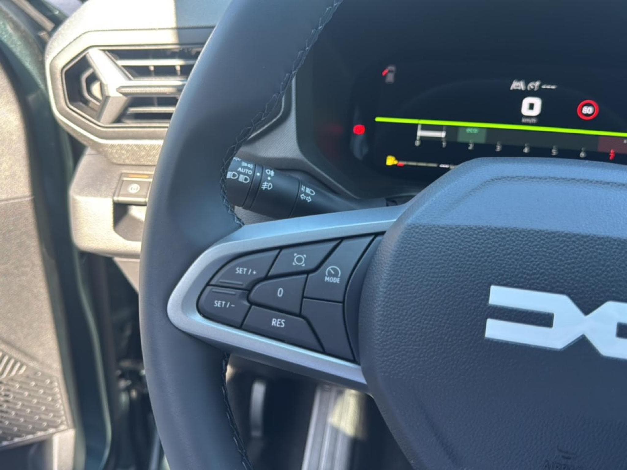 Dacia BIGSTER 1.2 MILD HYBRID 140 JOURNEY (2026) - Foto 20