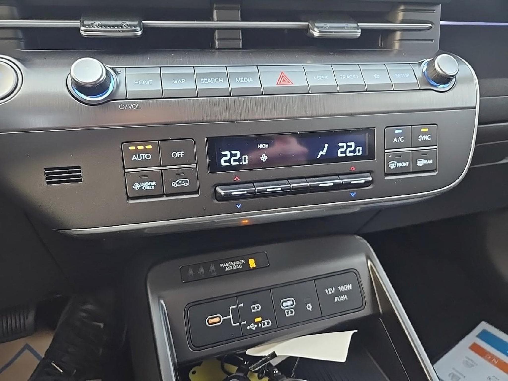 Hyundai KONA 1.6 GDI 138 HYBRID CREATIVE DCT-6 (2025) - Photo 20