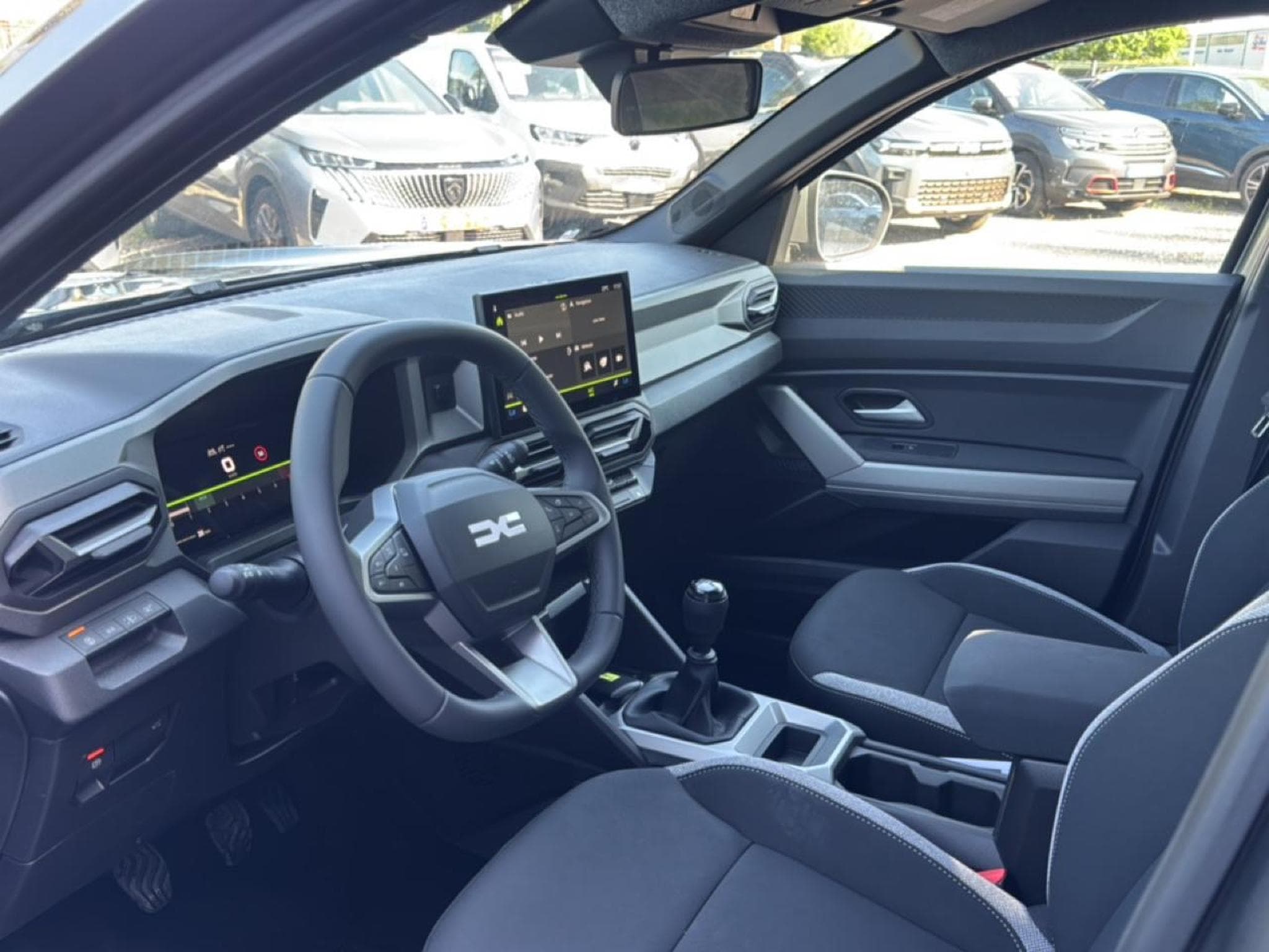 Dacia BIGSTER 1.2 MILD HYBRID 140 JOURNEY (2026) - Foto 13