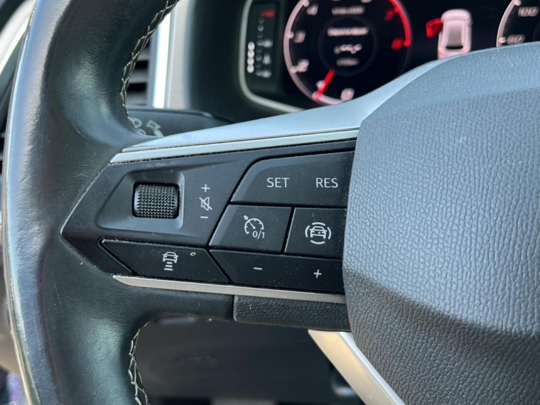Seat ATECA 1.5 TSI 150 XPERIENCE (2021) - Photo 19