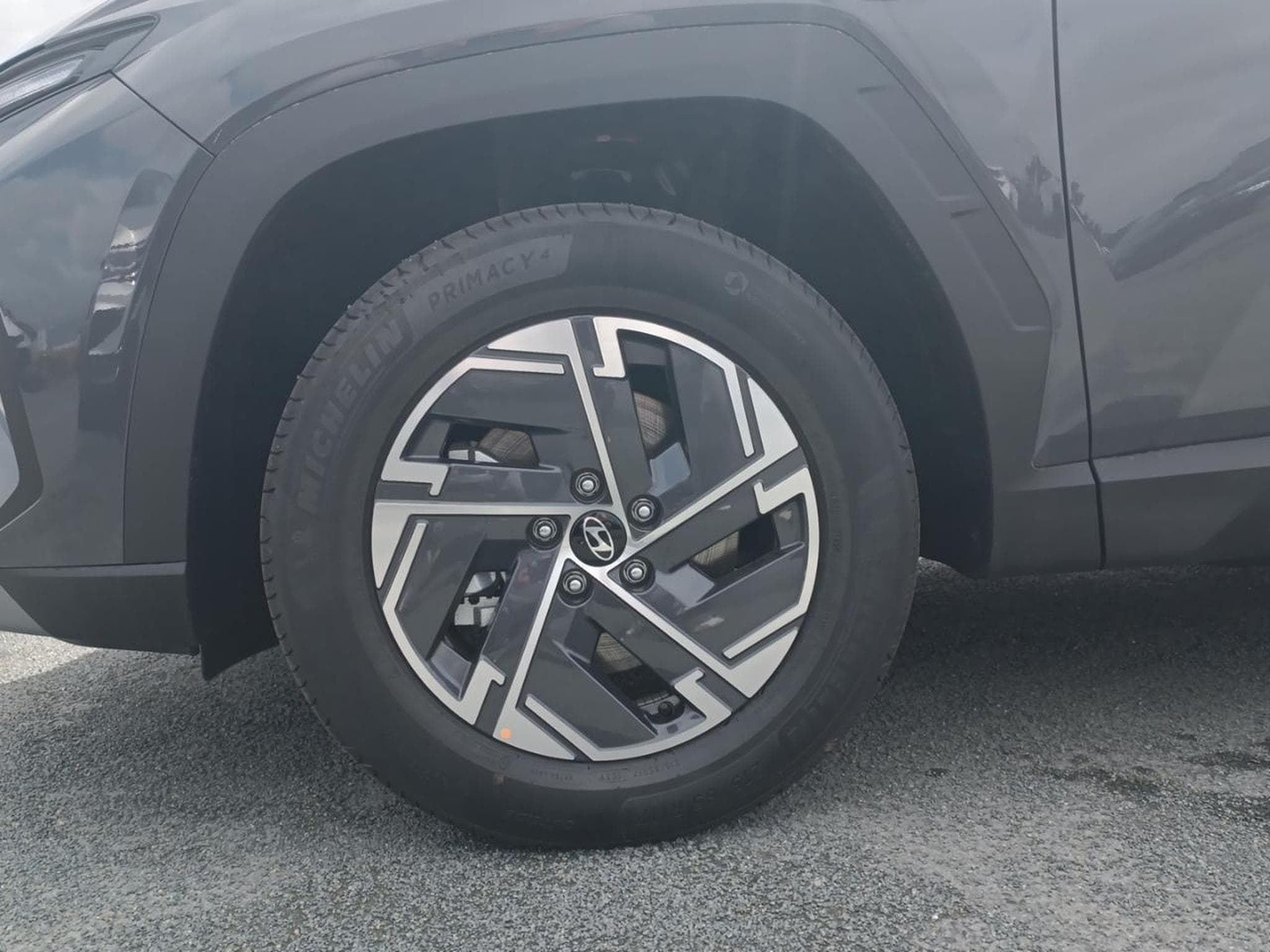 Hyundai TUCSON 1.6 T-GDI 239 HYBRID INTUITIVE (2026) - Photo 9