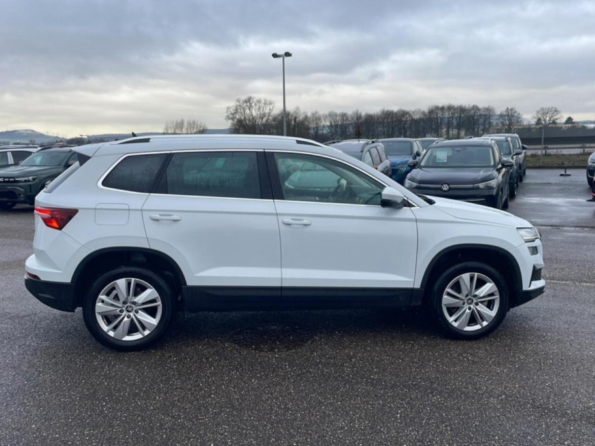 Skoda KAROQ 1.5 TSI 150 SELECTION DSG7 (2025) - Photo 4