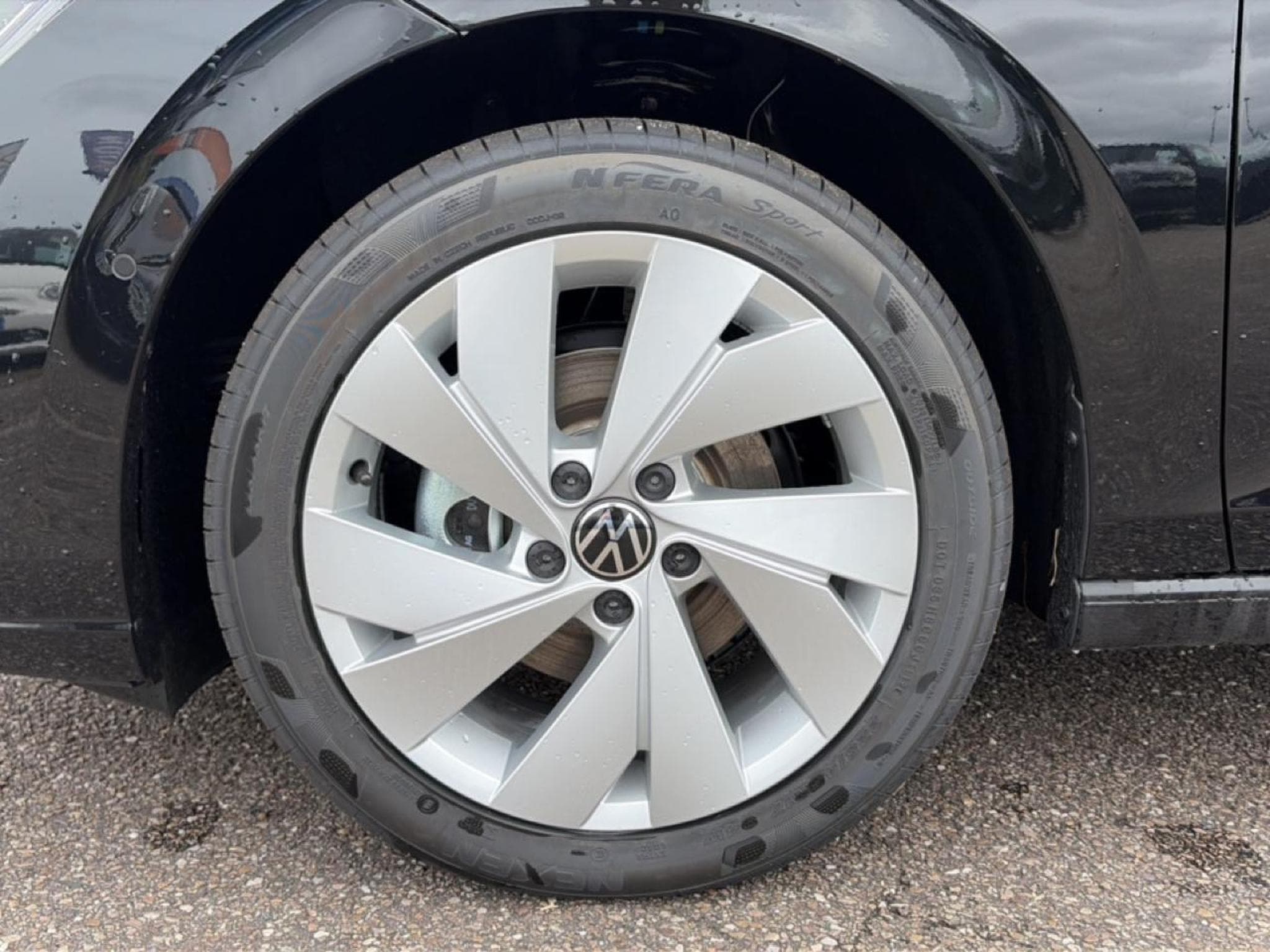 VW GOLF VIII 1.5 ETSI EVO2 116 LIFE DSG7 (2026) - Photo 9
