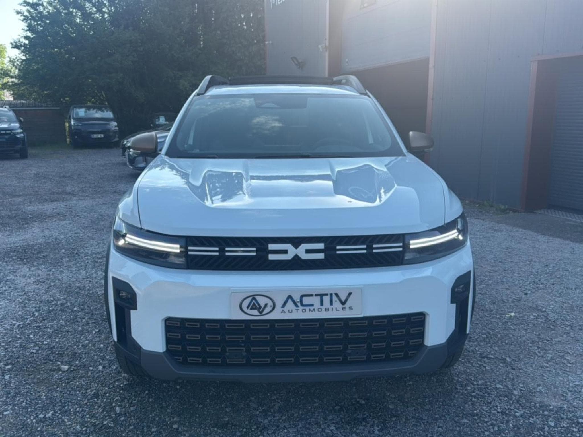Dacia BIGSTER 1.2 MILD HYBRID 140 EXTREME (2026) - Foto 2