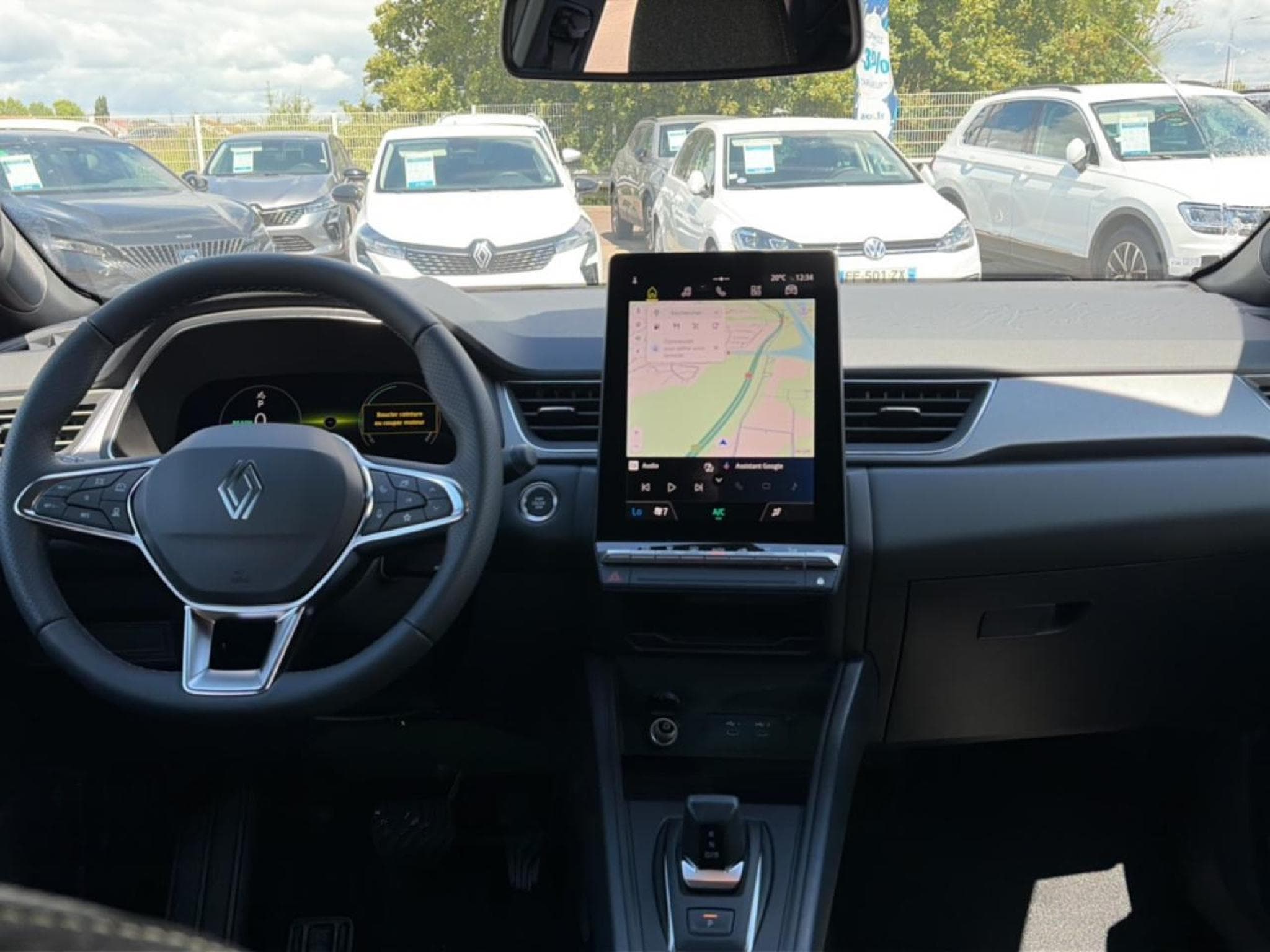 Renault CAPTUR II 1.8 E-TECH FULL HYBRID 160 TECHNO (2026) - Foto 10