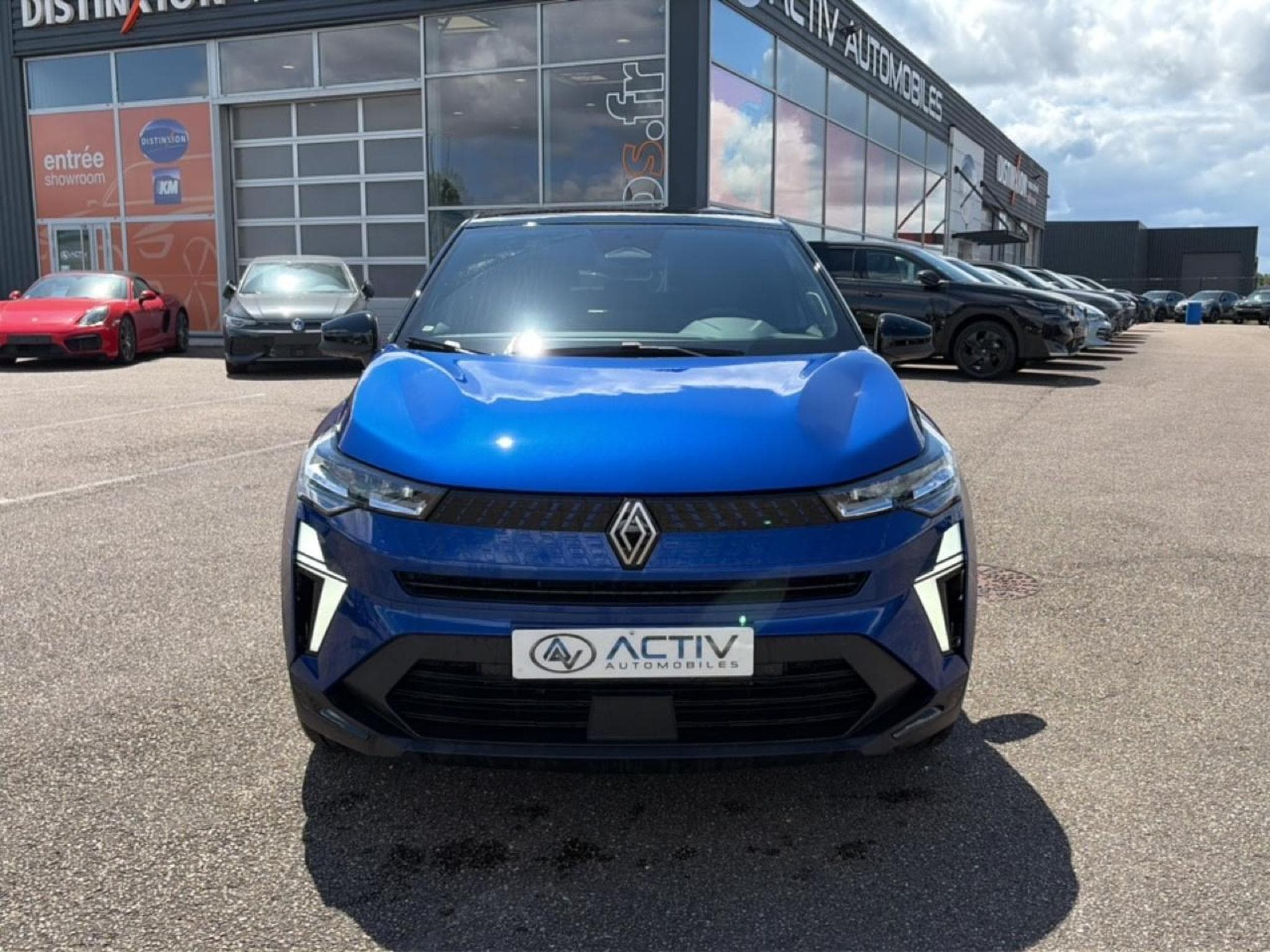 Renault CAPTUR II 1.8 E-TECH FULL HYBRID 160 TECHNO (2026) - Foto 2