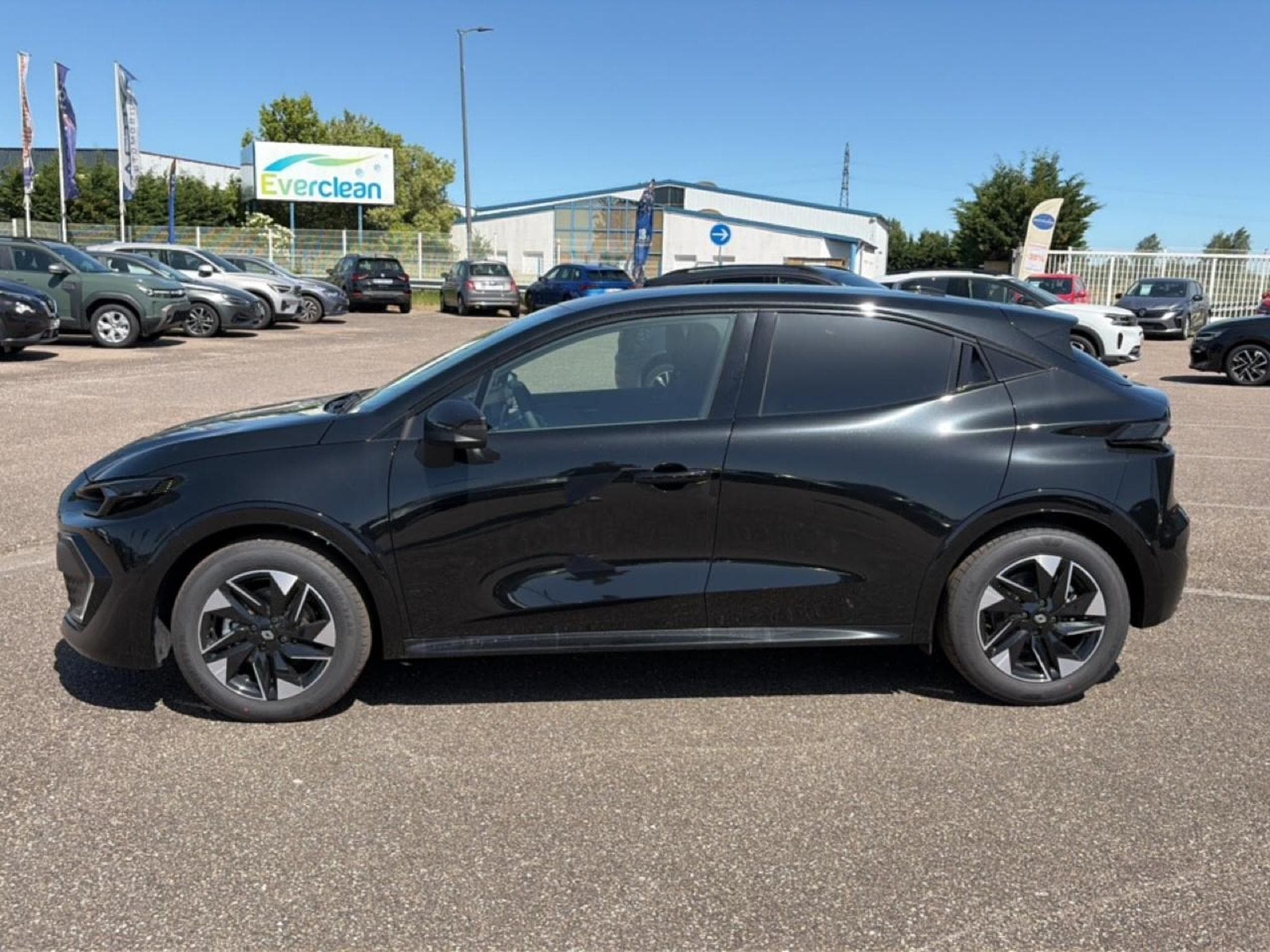 Renault CLIO VI 1.2 TCE 115 TECHNO EDC (2026) - Photo 8