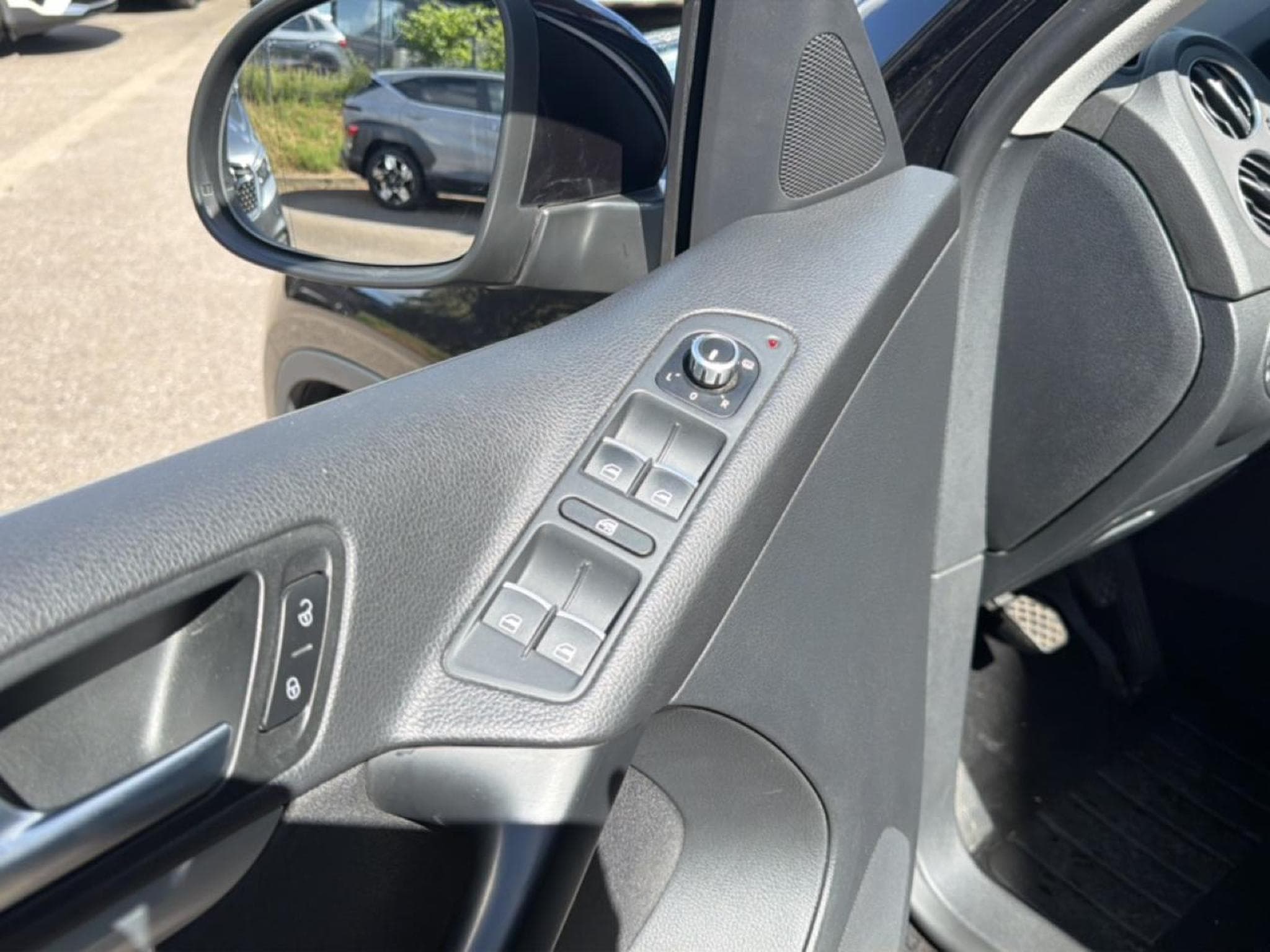 VW TIGUAN 2.0 TDI 110 BLUEMOTION TECHNOLOGY FAP LOUNGE (2015) - Foto 15