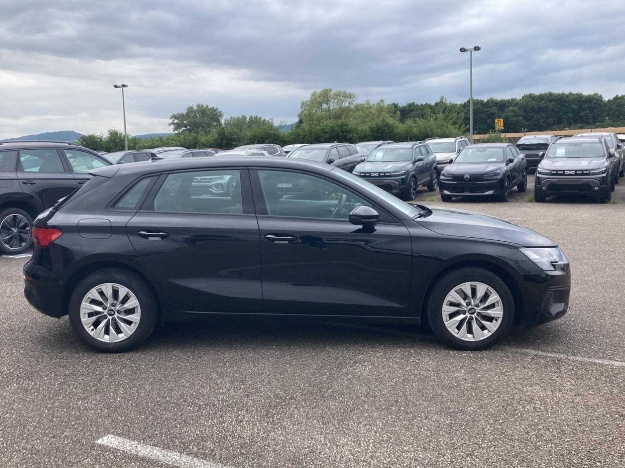 Audi A3 SPORTBACK 40 TFSI 204 BUSINESS LINE (2021) - Foto 4