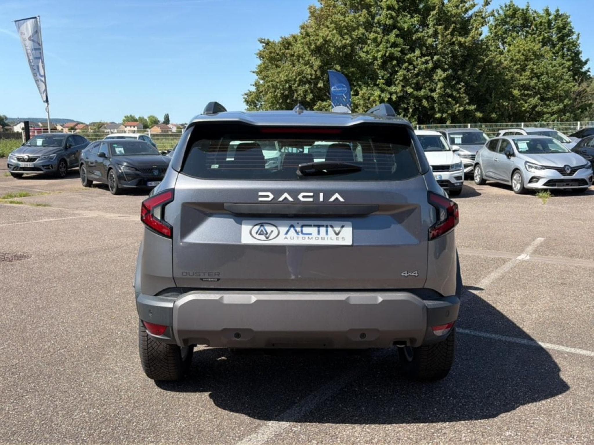 Dacia DUSTER 1.2 HYBRID-G 150 EXPRESSION 4X4 (2026) - Foto 6
