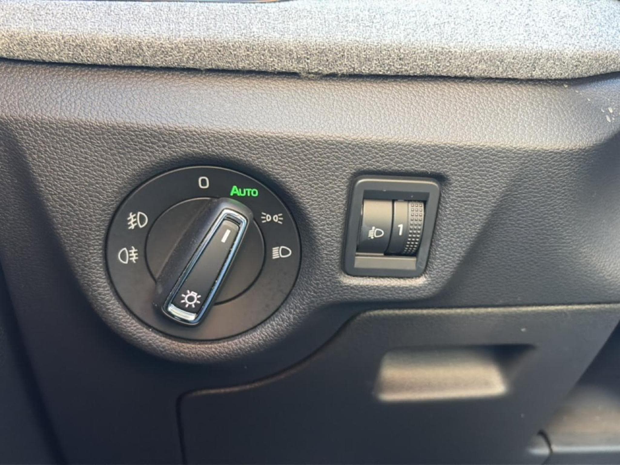 Skoda KAMIQ 1.0 TSI 116 SELECTION DSG7 (2025) - Photo 10
