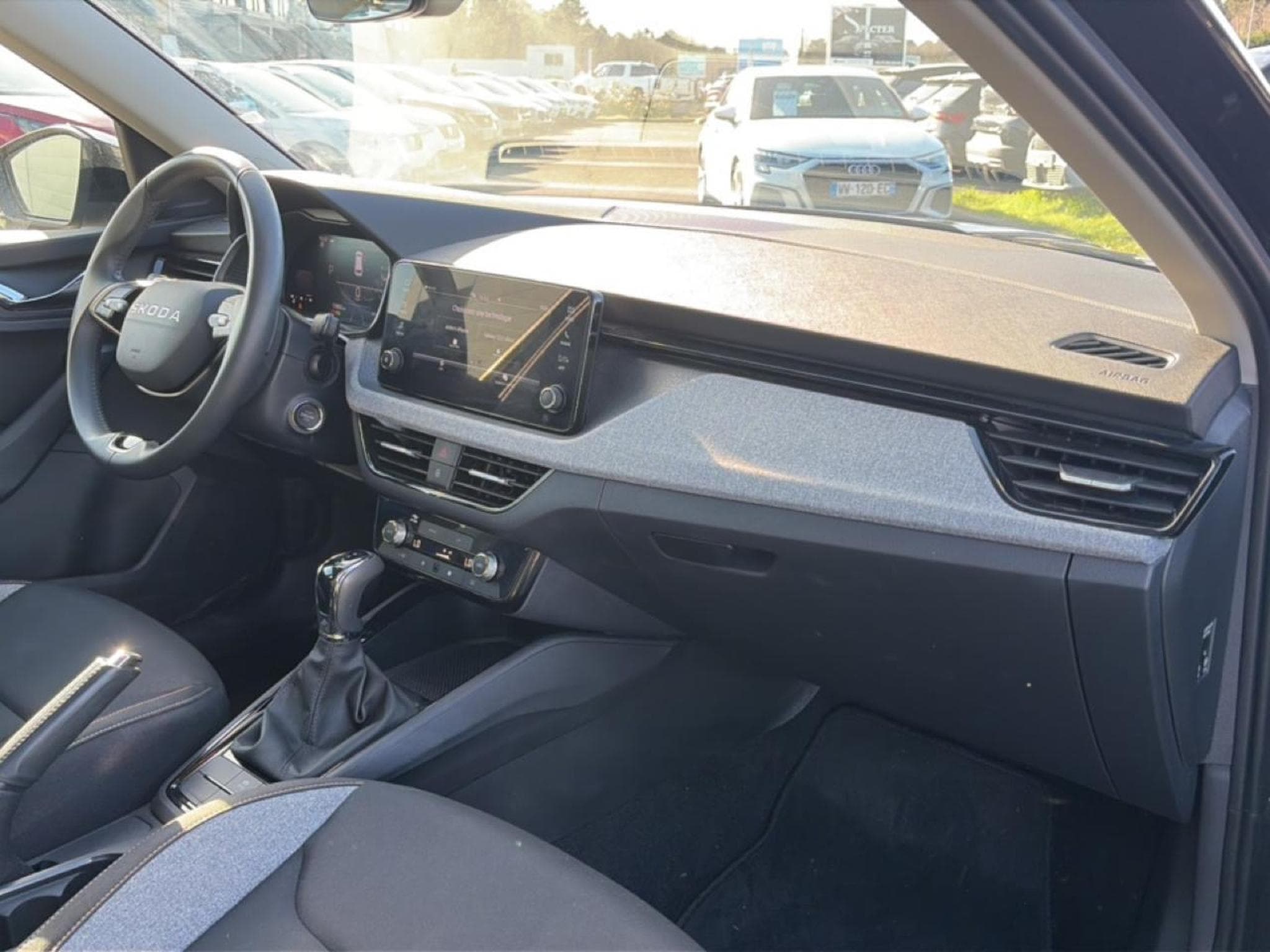 Skoda KAMIQ 1.0 TSI 116 SELECTION DSG7 (2025) - Photo 15