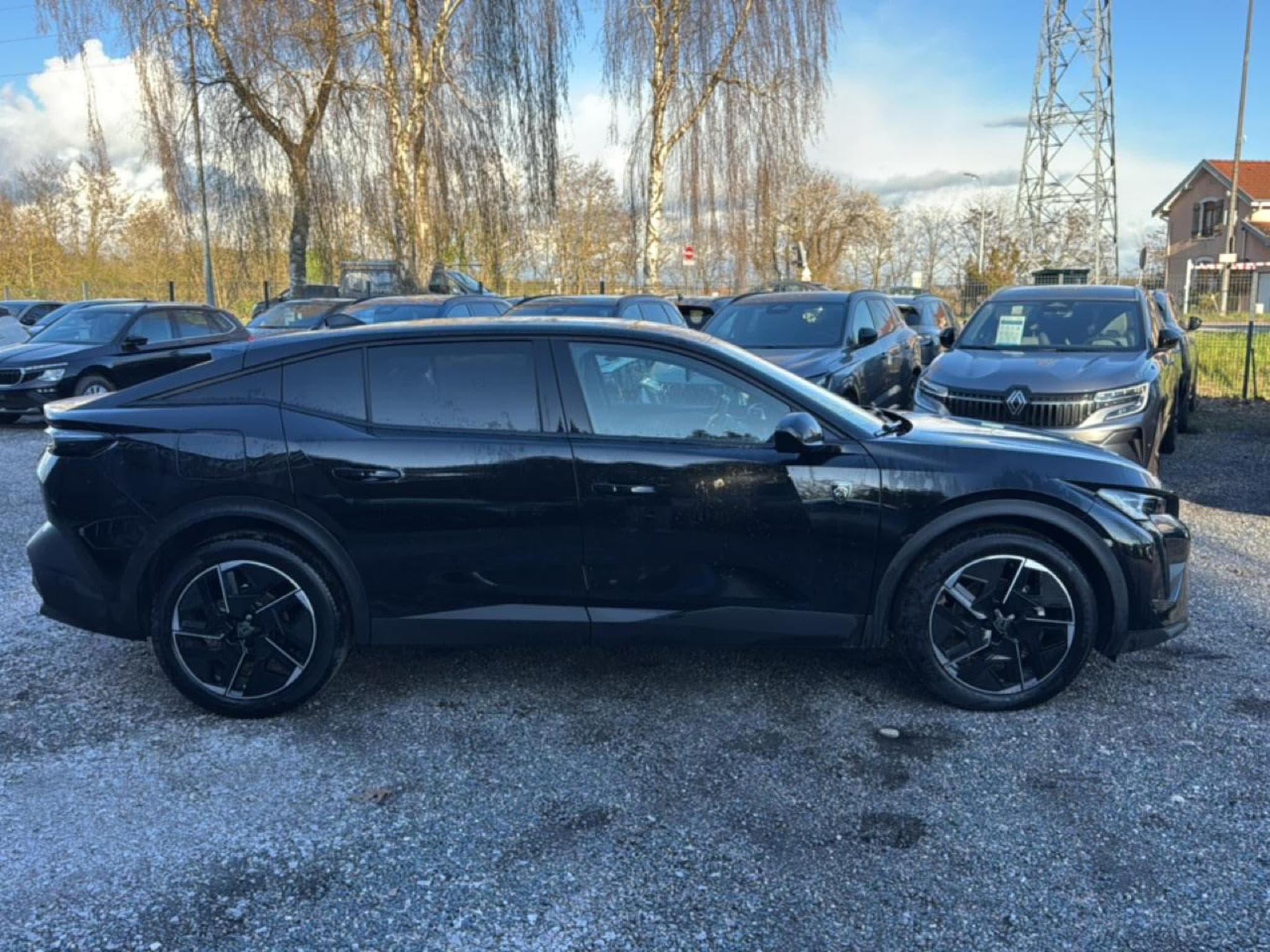 Peugeot 408 HYBRID 145 GT E-DCS6 (2025) - Foto 4