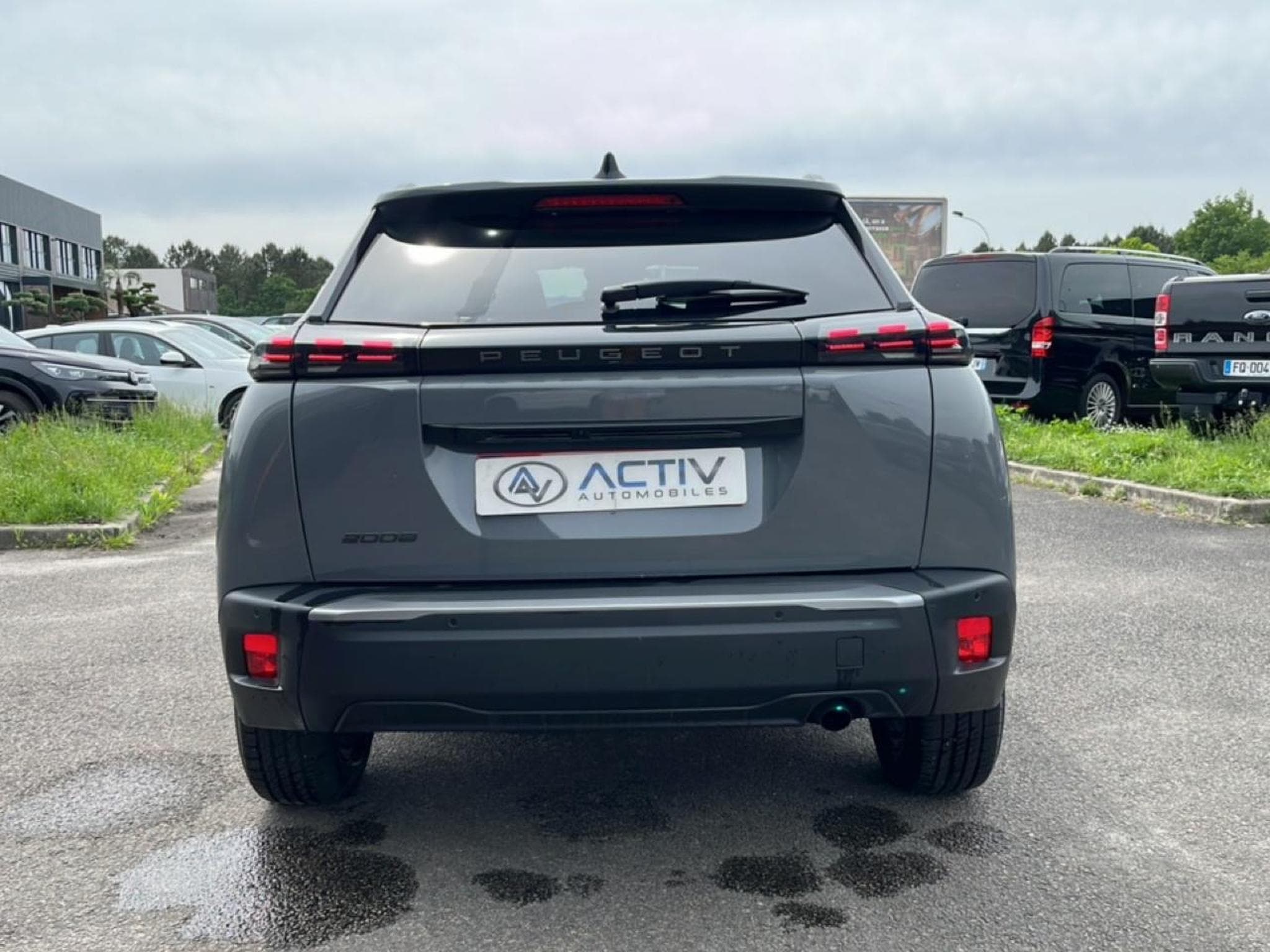 Peugeot 2008 1.2 100 ALLURE (2025) - Foto 6