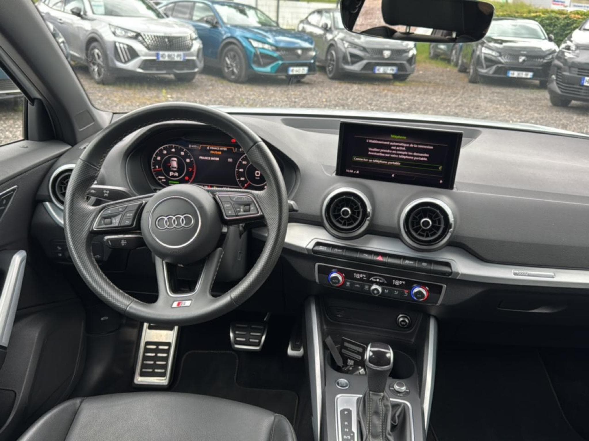 Audi Q2 35 TFSI 150 S LINE S TRONIC 7 (2023) - Foto 14