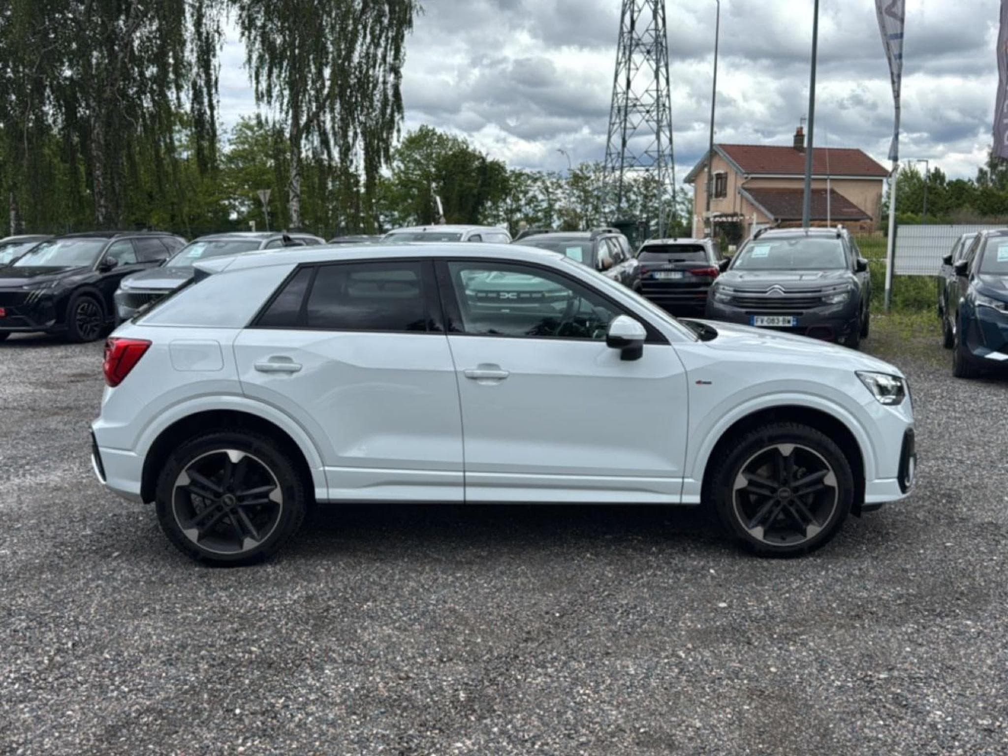 Audi Q2 35 TFSI 150 S LINE S TRONIC 7 (2023) - Foto 4