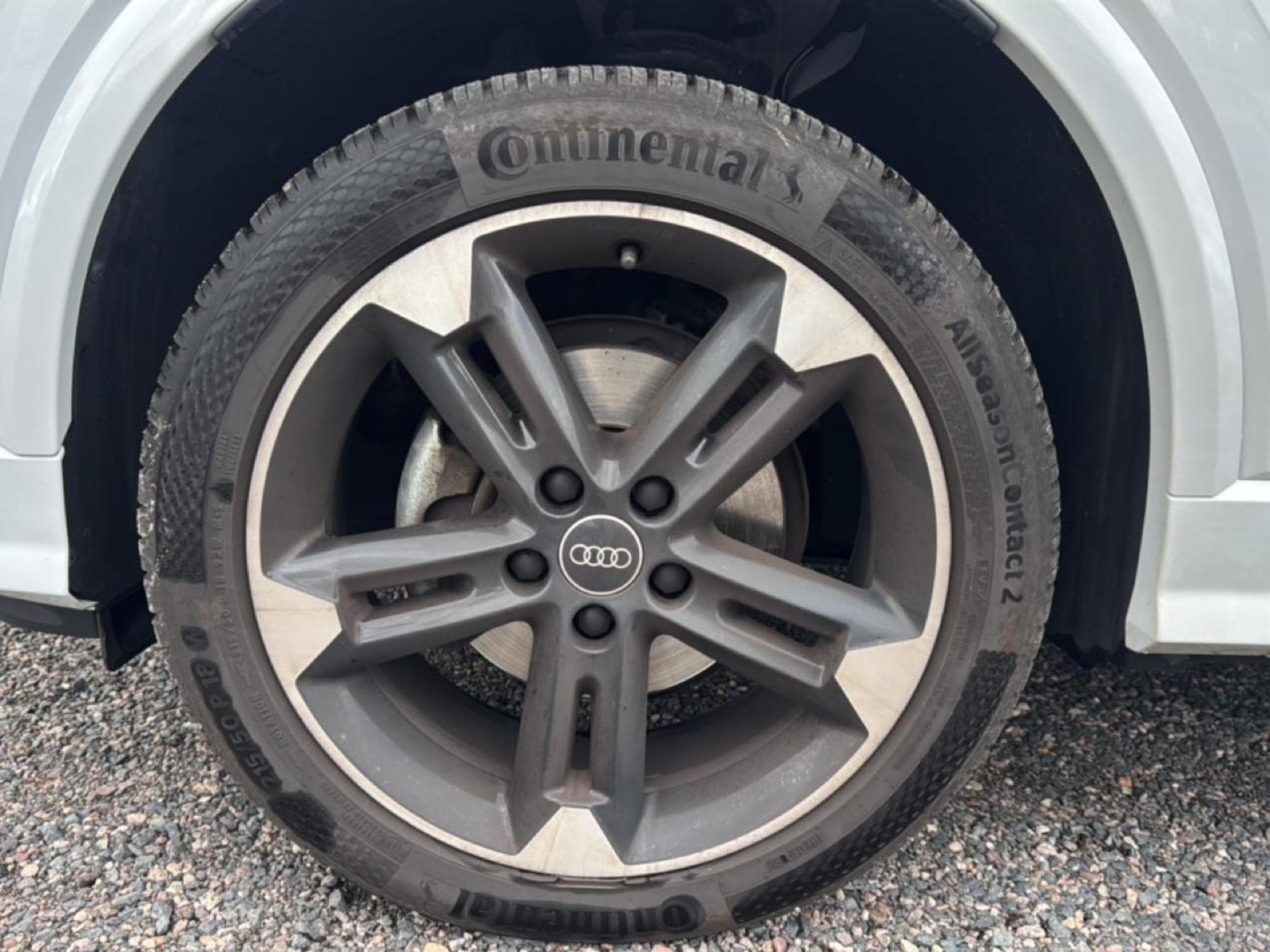 Audi Q2 35 TFSI 150 S LINE S TRONIC 7 (2023) - Foto 9