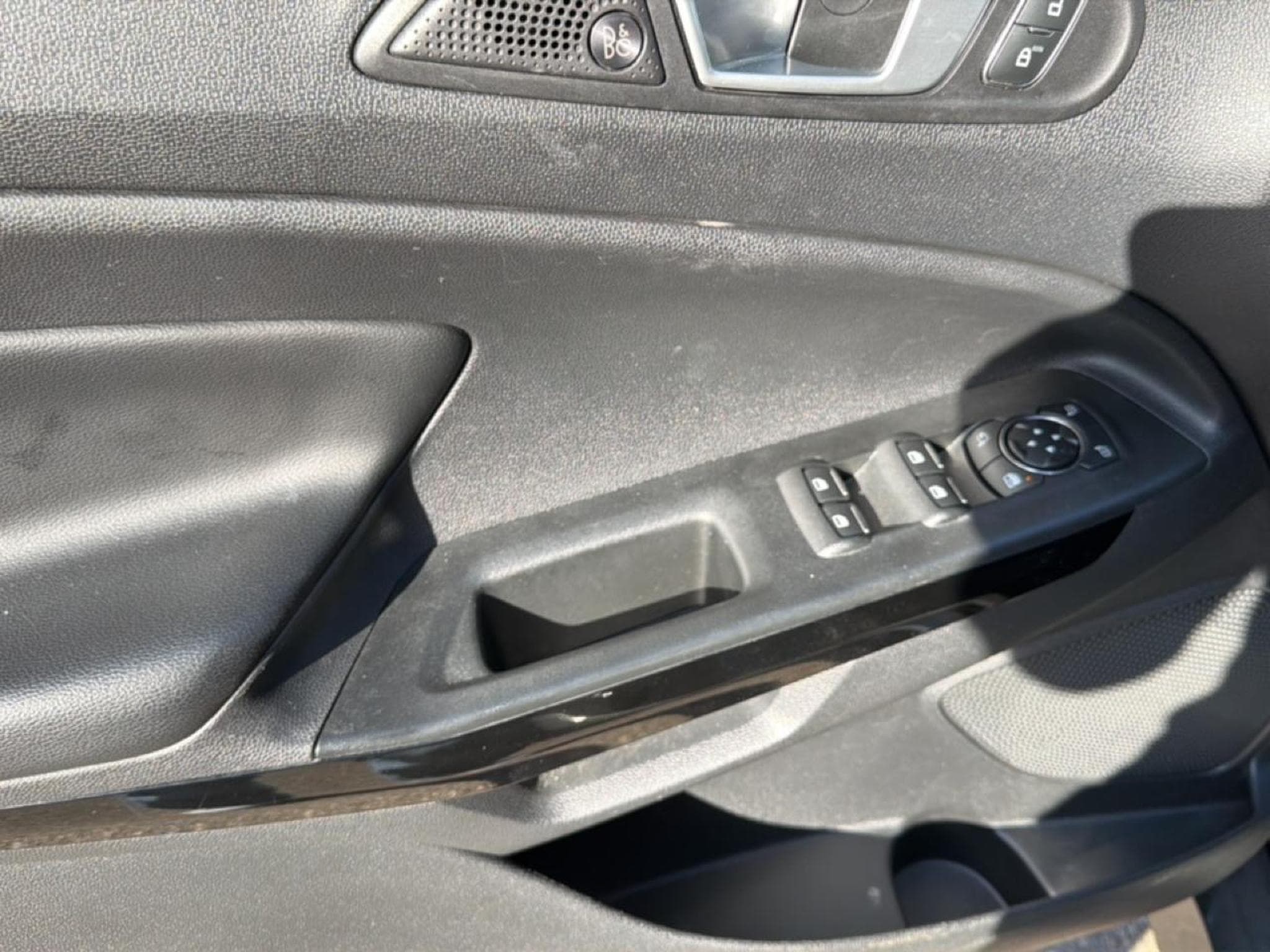 Ford ECOSPORT 1.5 ECOBLUE 95 ST-LINE (2020) - Foto 11