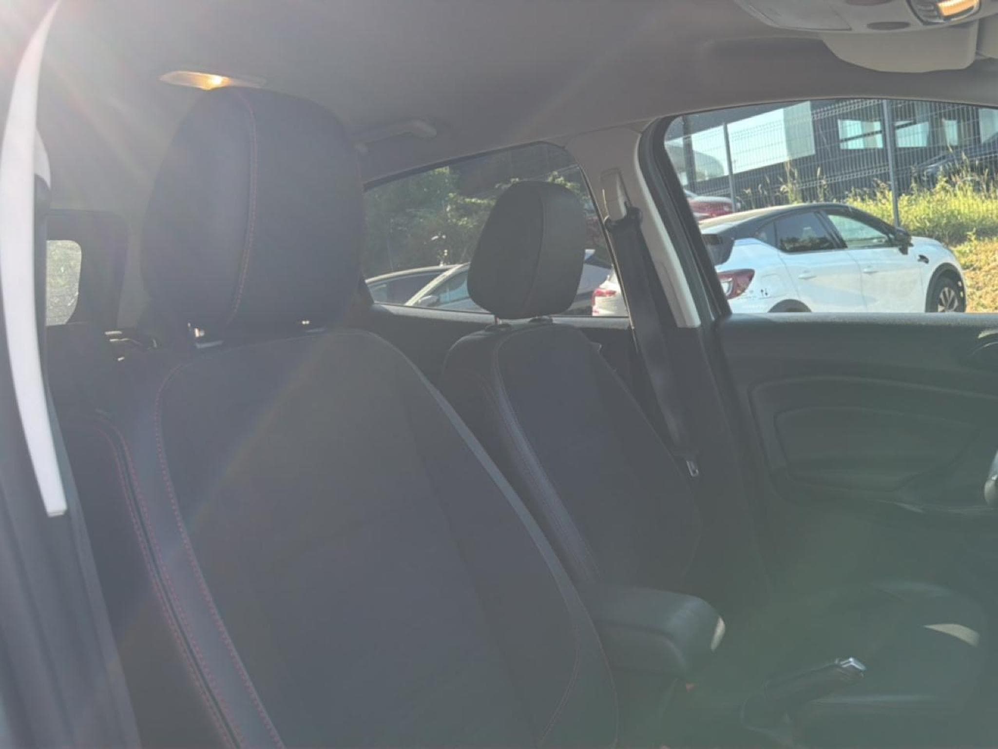 Ford ECOSPORT 1.5 ECOBLUE 95 ST-LINE (2020) - Foto 16