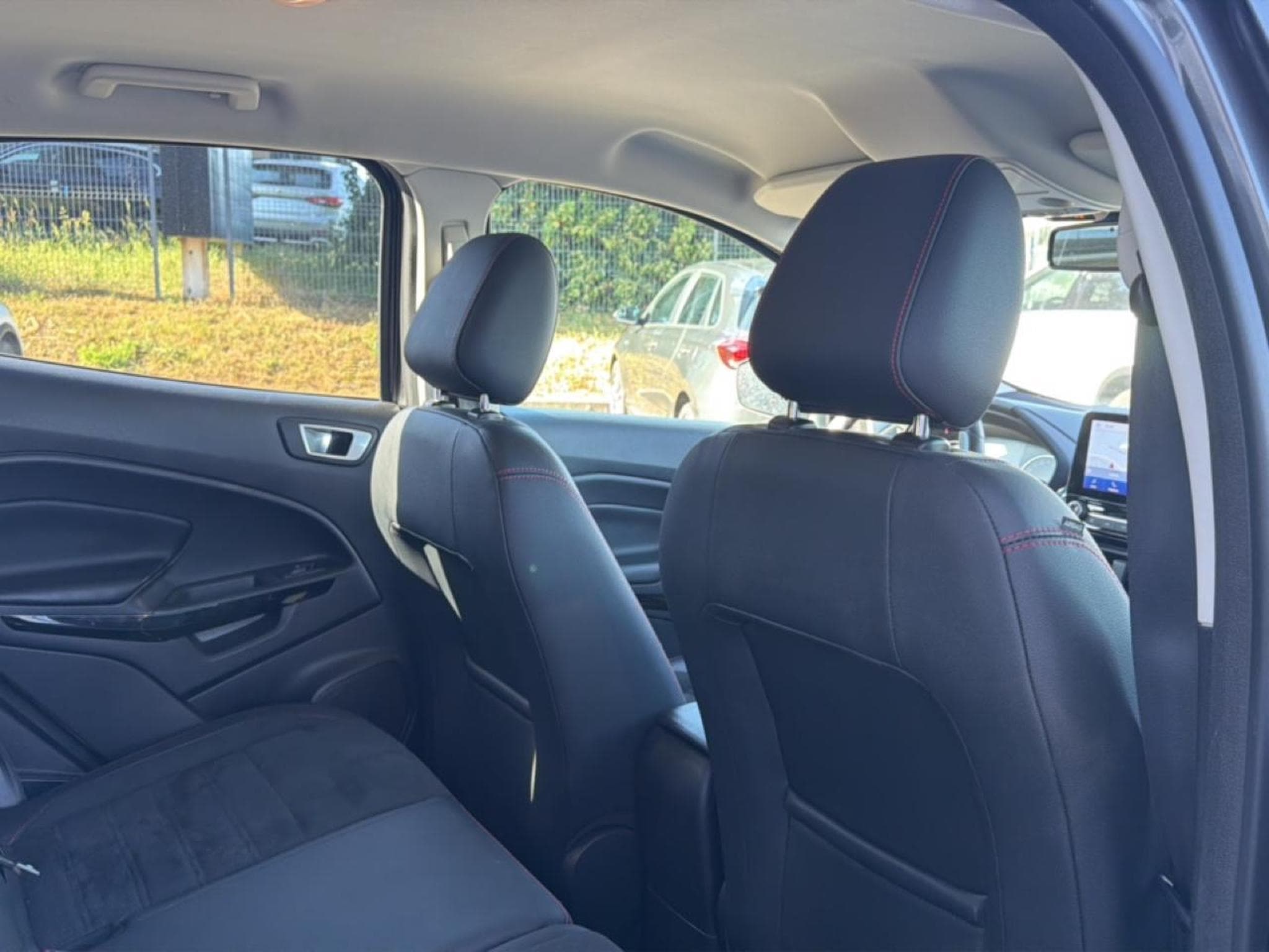 Ford ECOSPORT 1.5 ECOBLUE 95 ST-LINE (2020) - Foto 20