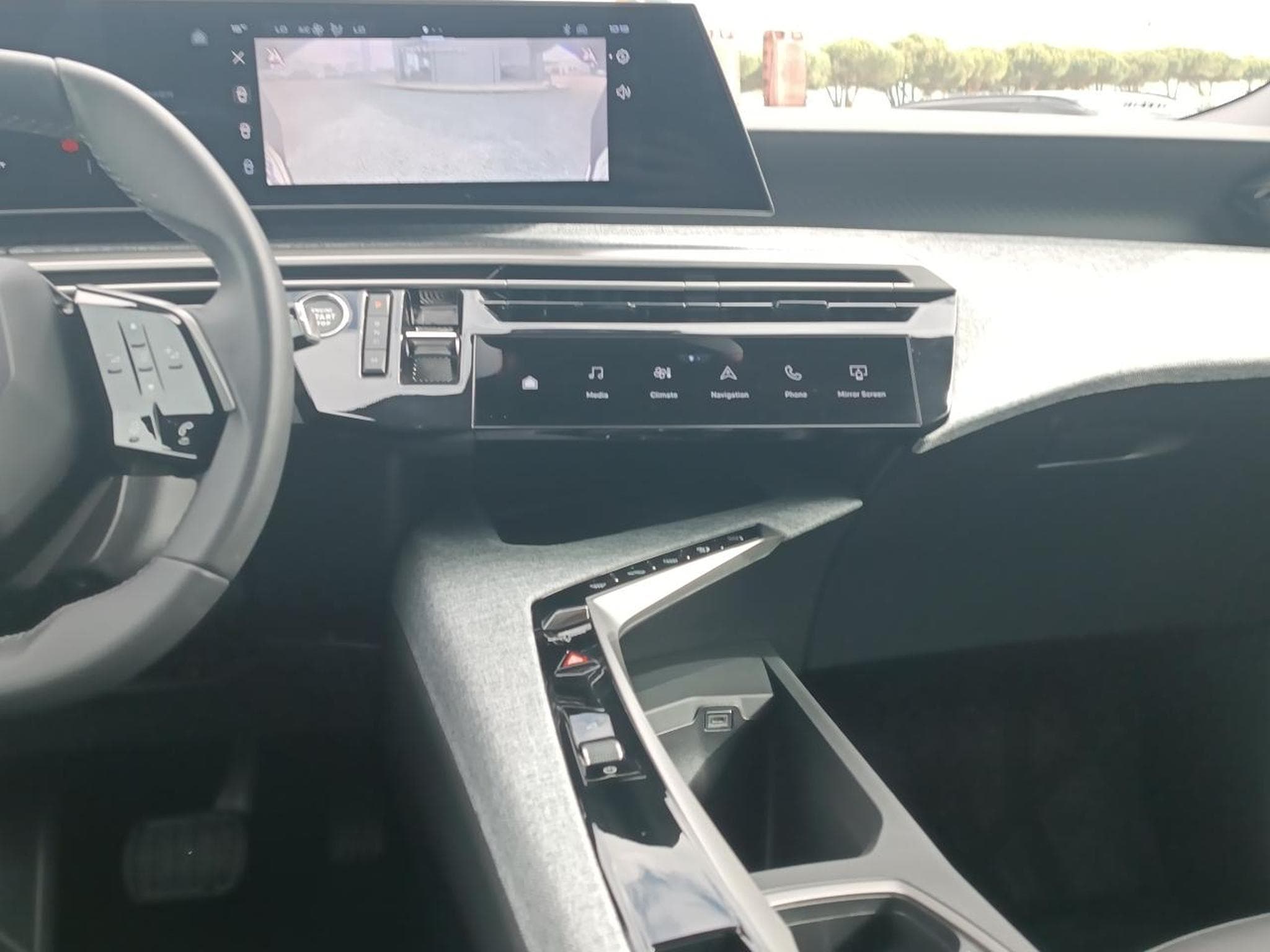 Peugeot 3008 1.2 HYBRID 145 ALLURE E-DCS6 (2025) - Foto 15