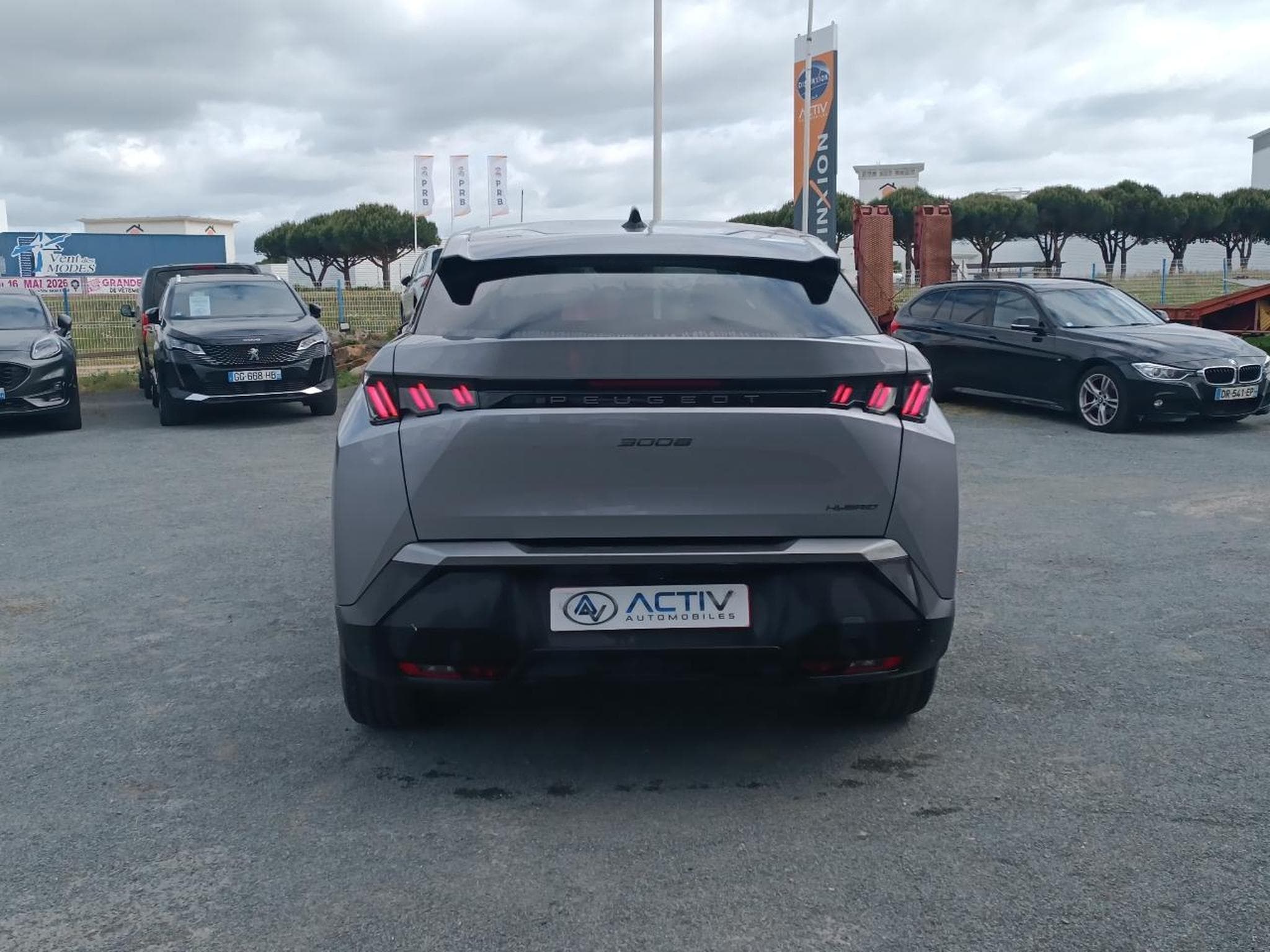 Peugeot 3008 1.2 HYBRID 145 ALLURE E-DCS6 (2025) - Foto 6