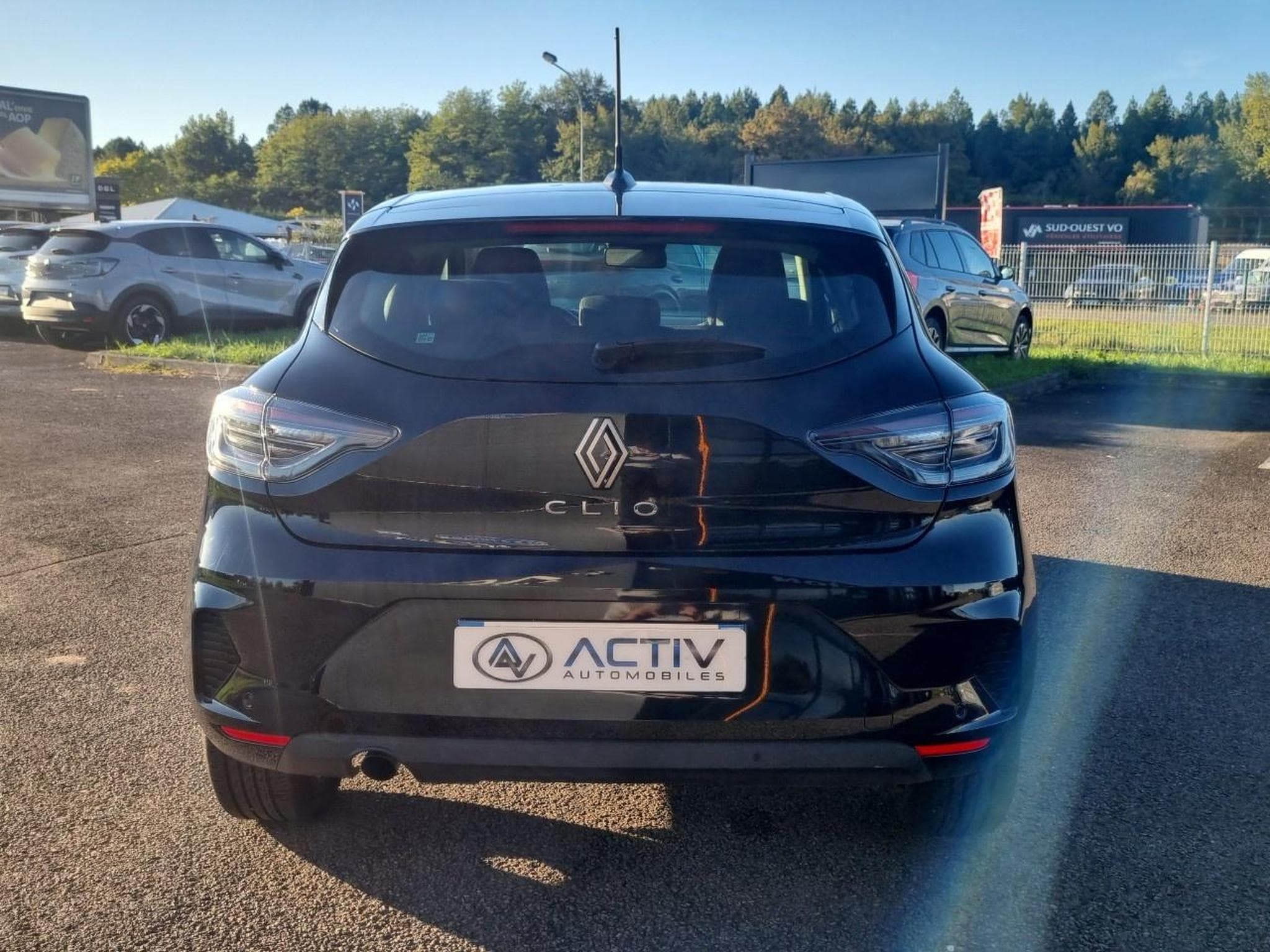 Renault CLIO V 1.5 DCI 100 EVOLUTION (2025) - Photo 6