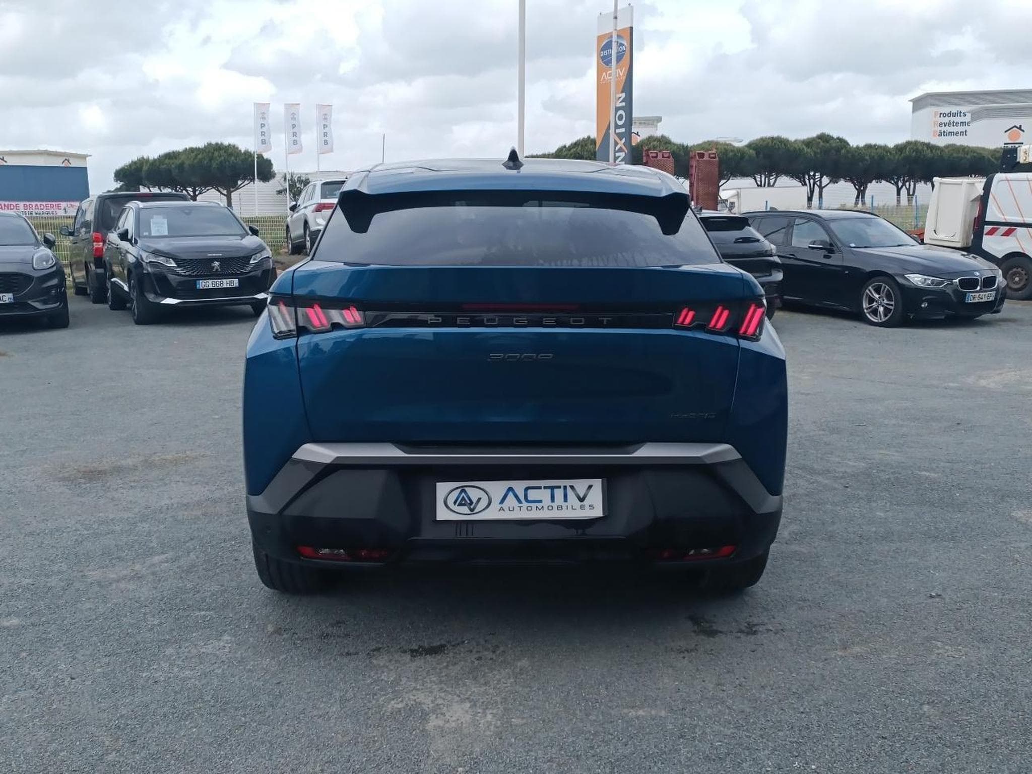 Peugeot 3008 1.2 HYBRID 145 ALLURE E-DCS6 (2025) - Foto 5