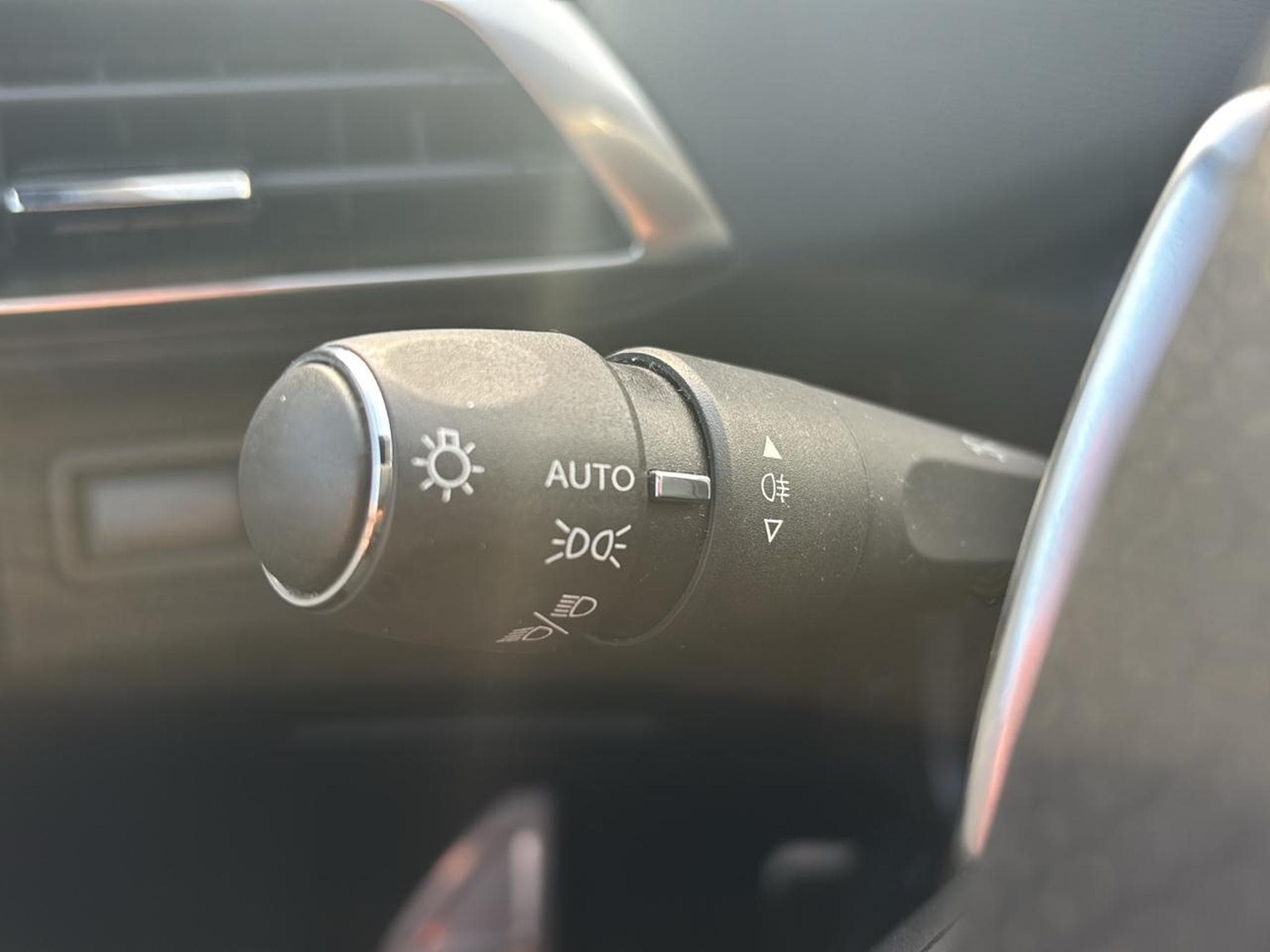 Peugeot 3008 PLUG-IN HYBRID 225 GT E-EAT8 (2023) - Foto 19