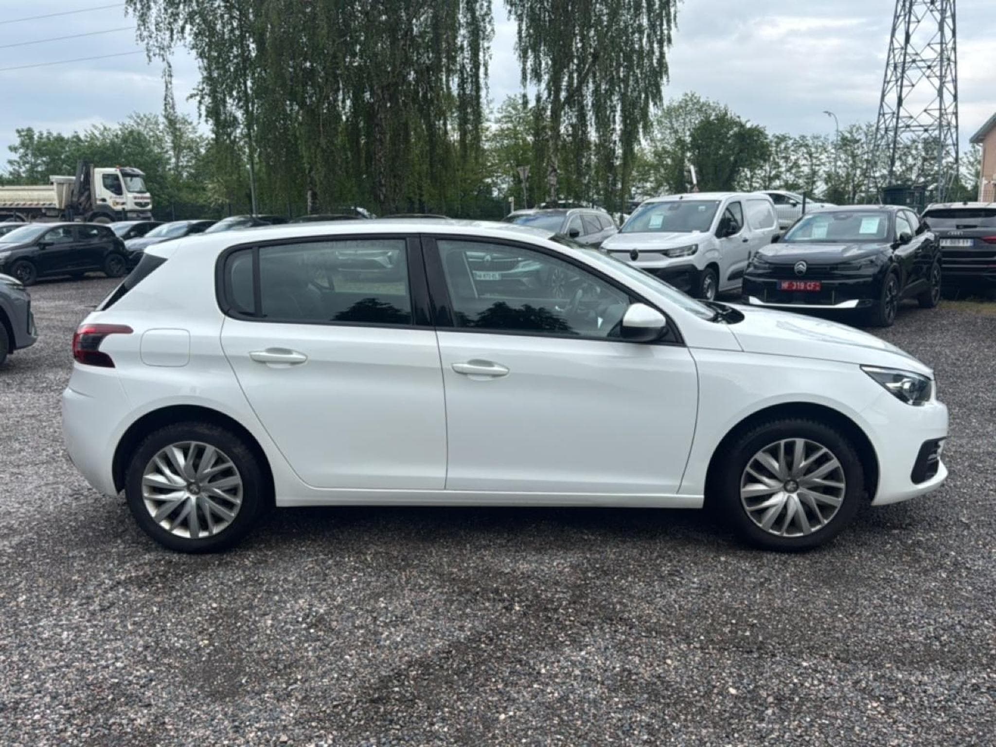 Peugeot 308 1.5 BLUEHDI 100 ACTIVE (2018) - Foto 4