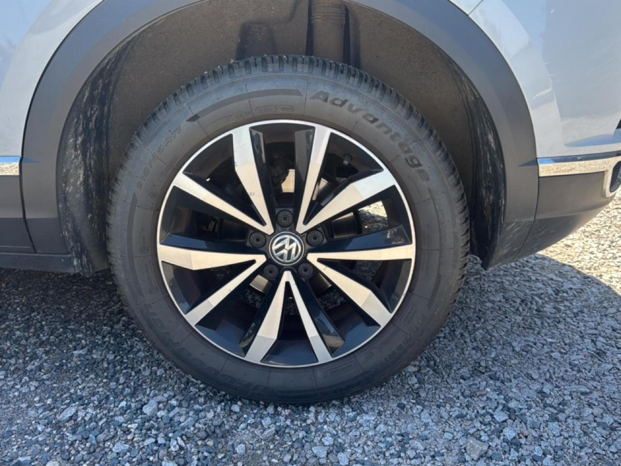 VW T-ROC 1.5 TSI EVO 150 LOUNGE DSG7 EURO6D-T (2019) - Foto 10