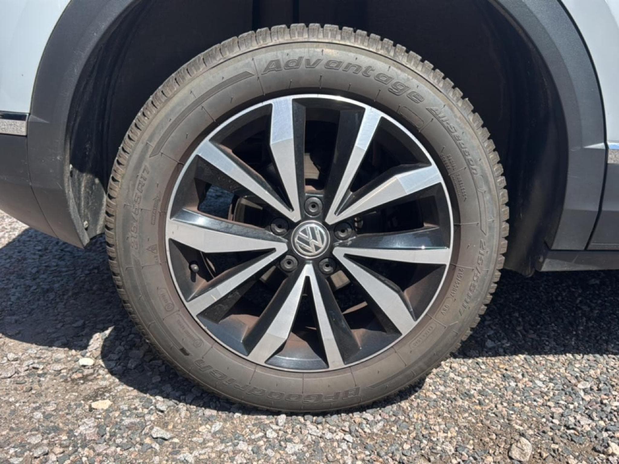 VW T-ROC 1.5 TSI EVO 150 LOUNGE DSG7 EURO6D-T (2019) - Foto 11