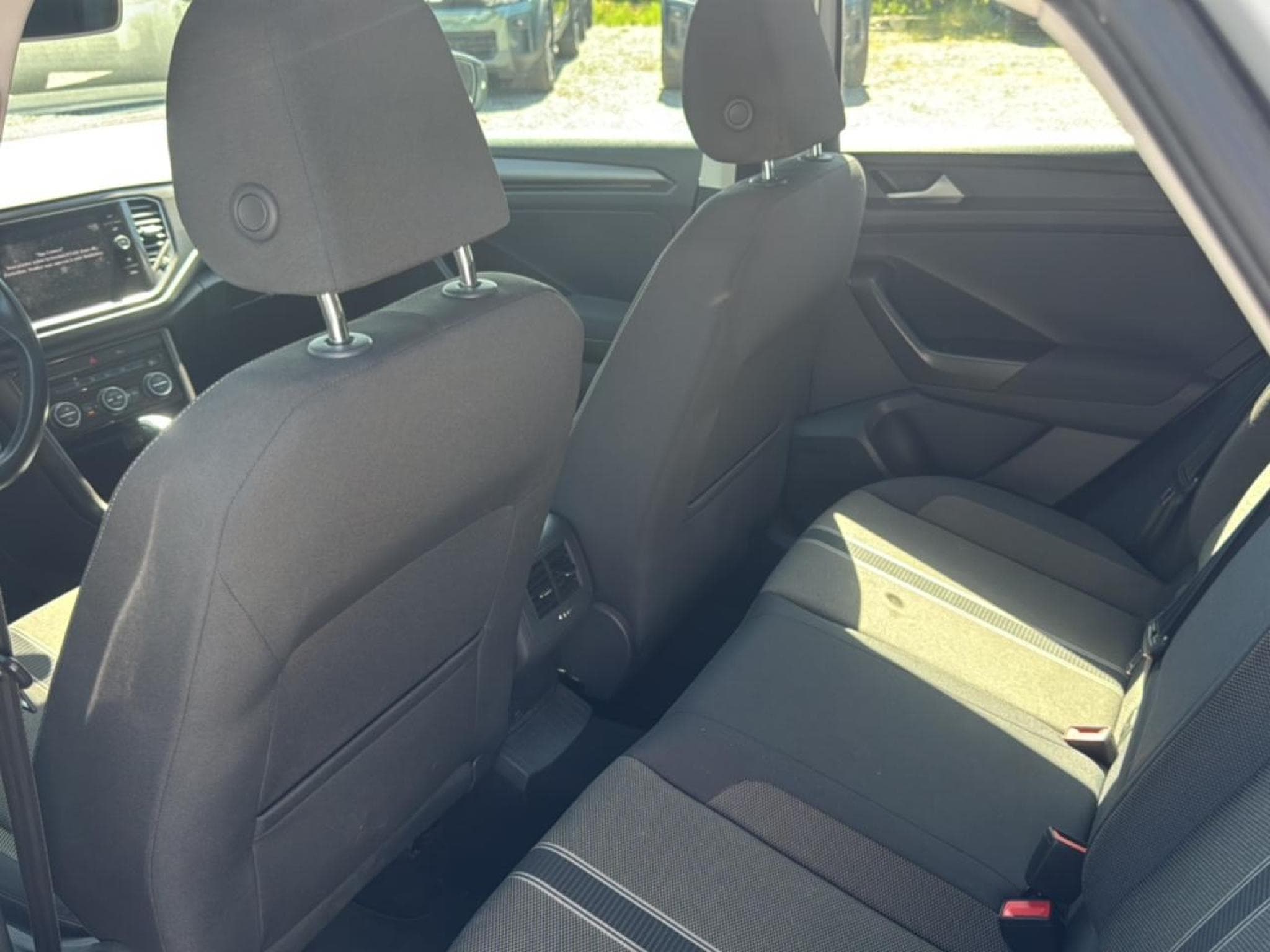 VW T-ROC 1.5 TSI EVO 150 LOUNGE DSG7 EURO6D-T (2019) - Foto 17