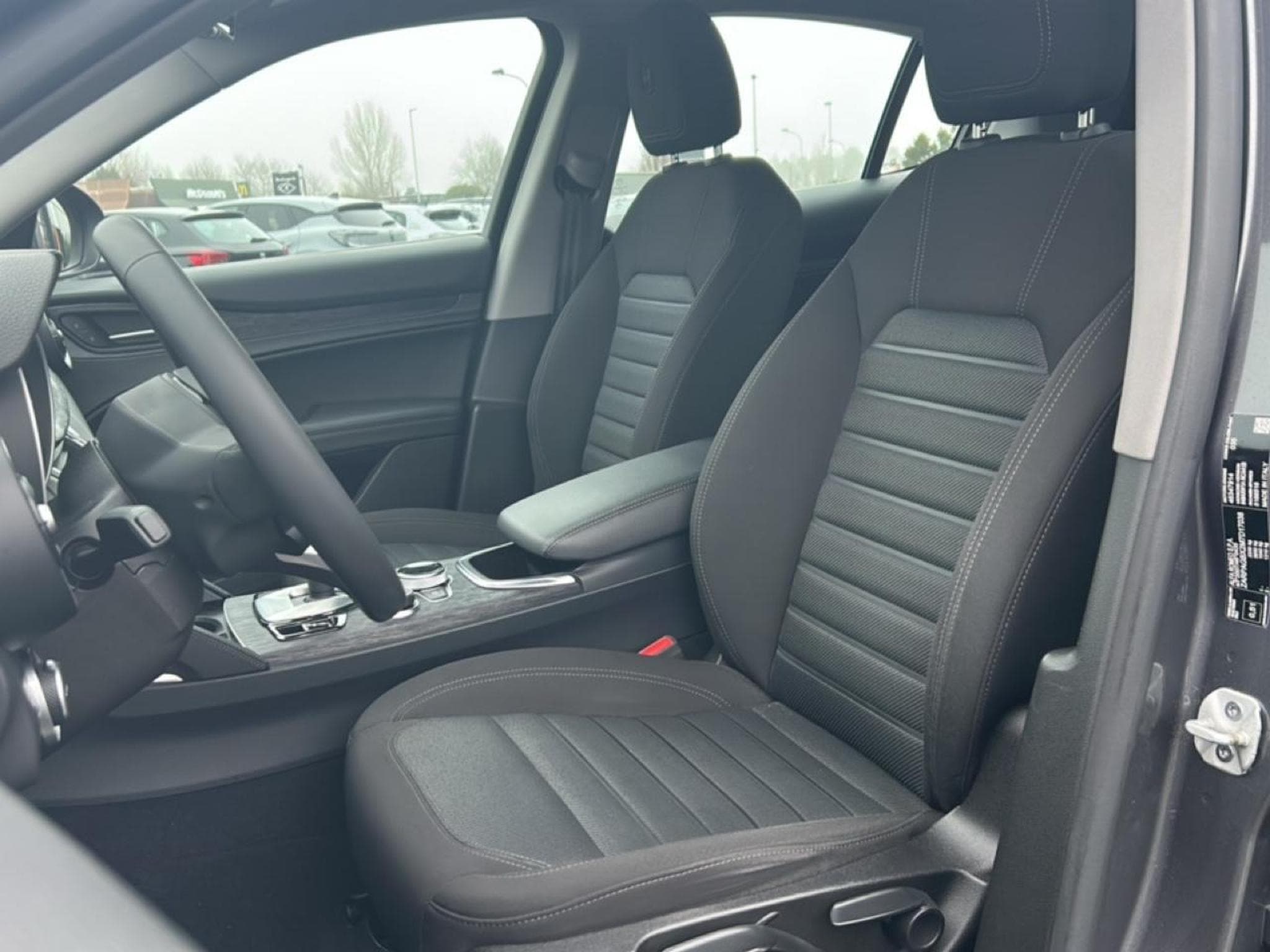Alfa-Romeo STELVIO 2.2 DIESEL 160 SUPER AT8 MY21 (2021) - Foto 12