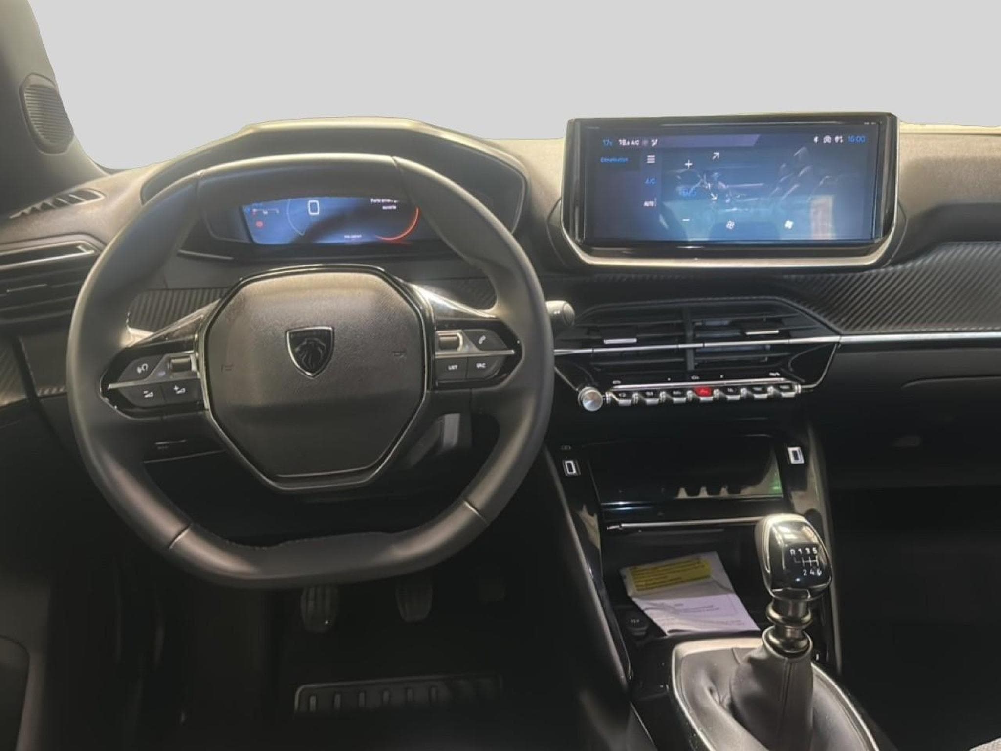 Peugeot 2008 1.2 100 ALLURE (2025) - Photo 10