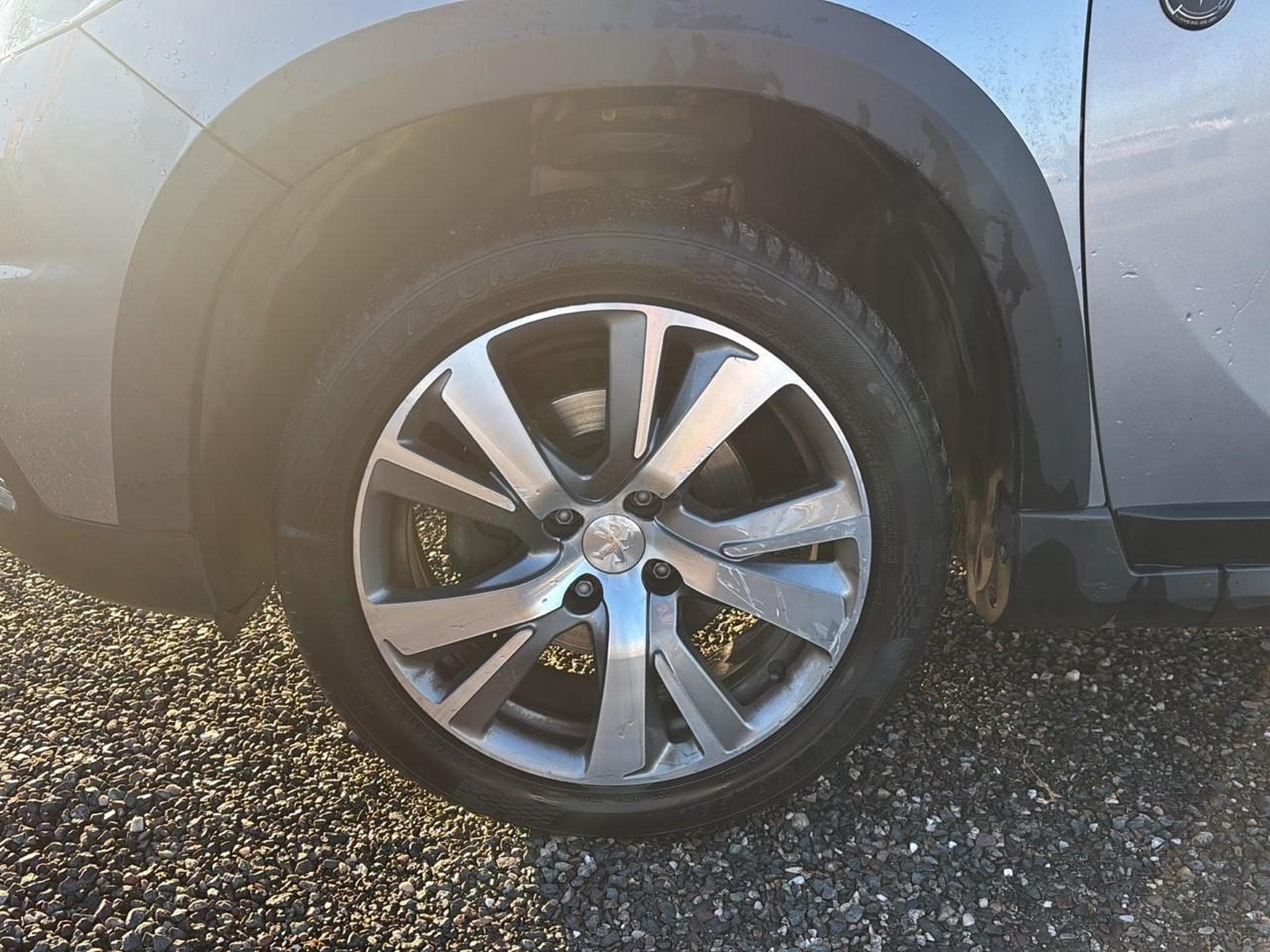 Peugeot 2008 1.2 PURETECH 110 CROSSWAY (2019) - Photo 9