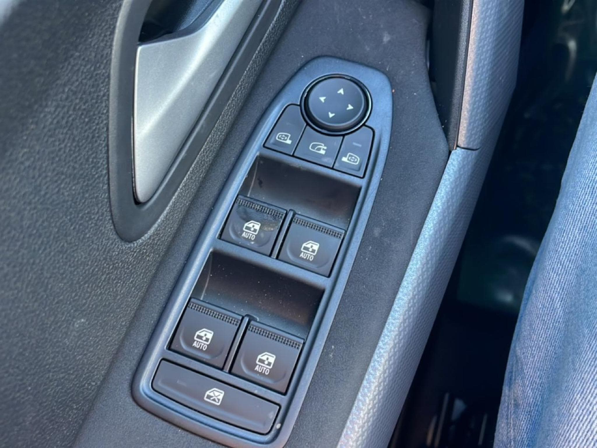 Dacia DUSTER 1.2 MILD HYBRID 140 JOURNEY (2026) - Photo 11