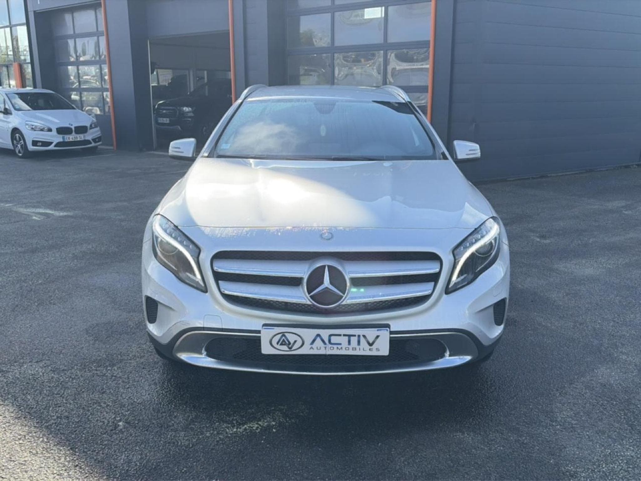 Mercedes GLA 180 D SENSATION 7G-DCT (2016) - Photo 2