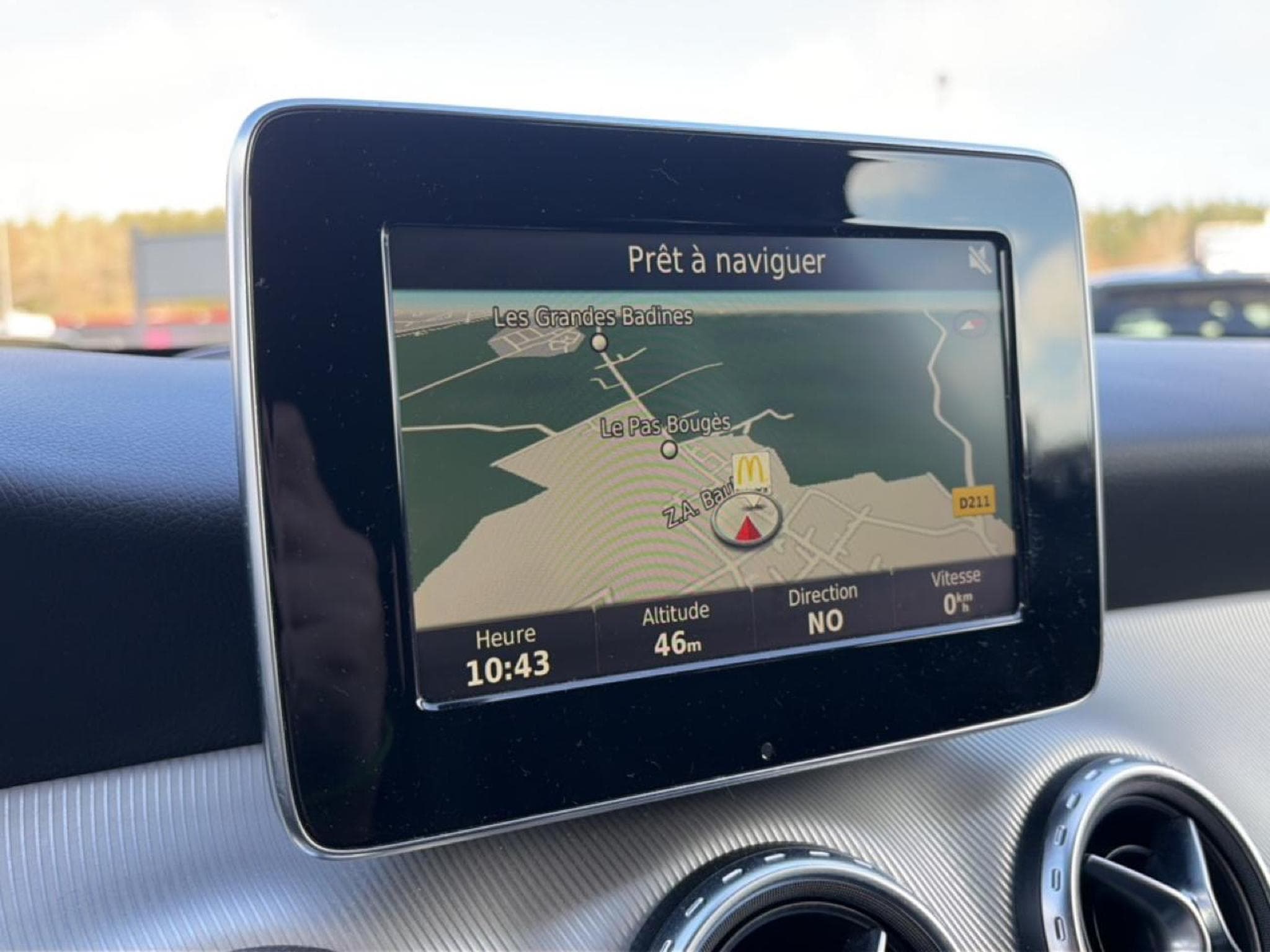 Mercedes GLA 180 D SENSATION 7G-DCT (2016) - Photo 20