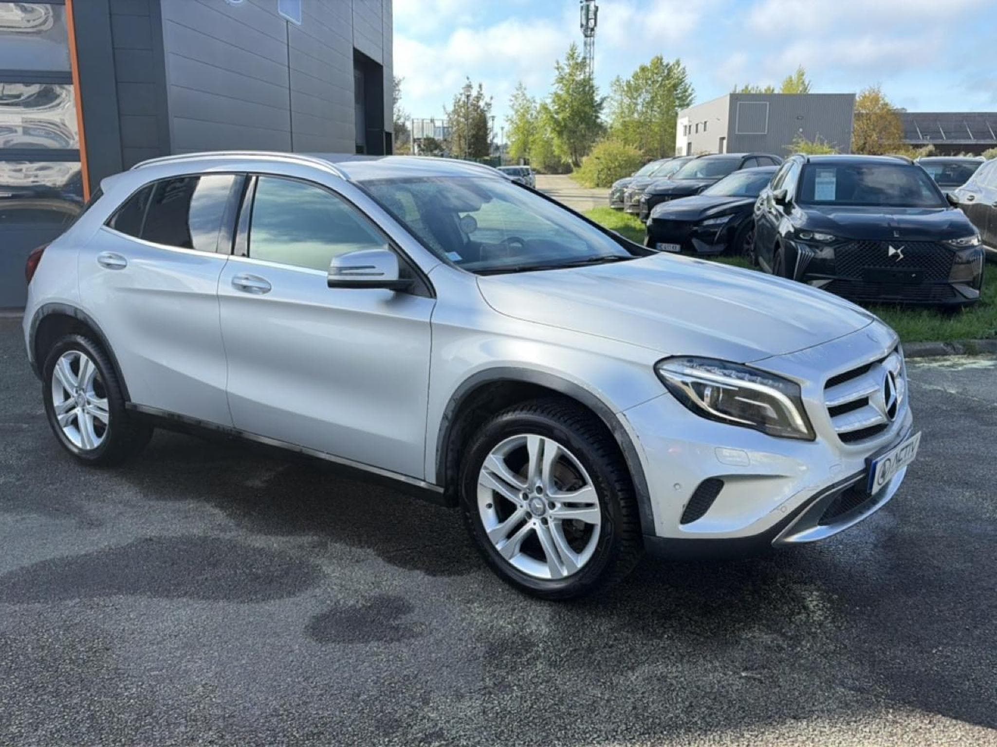 Mercedes GLA 180 D SENSATION 7G-DCT (2016) - Photo 3