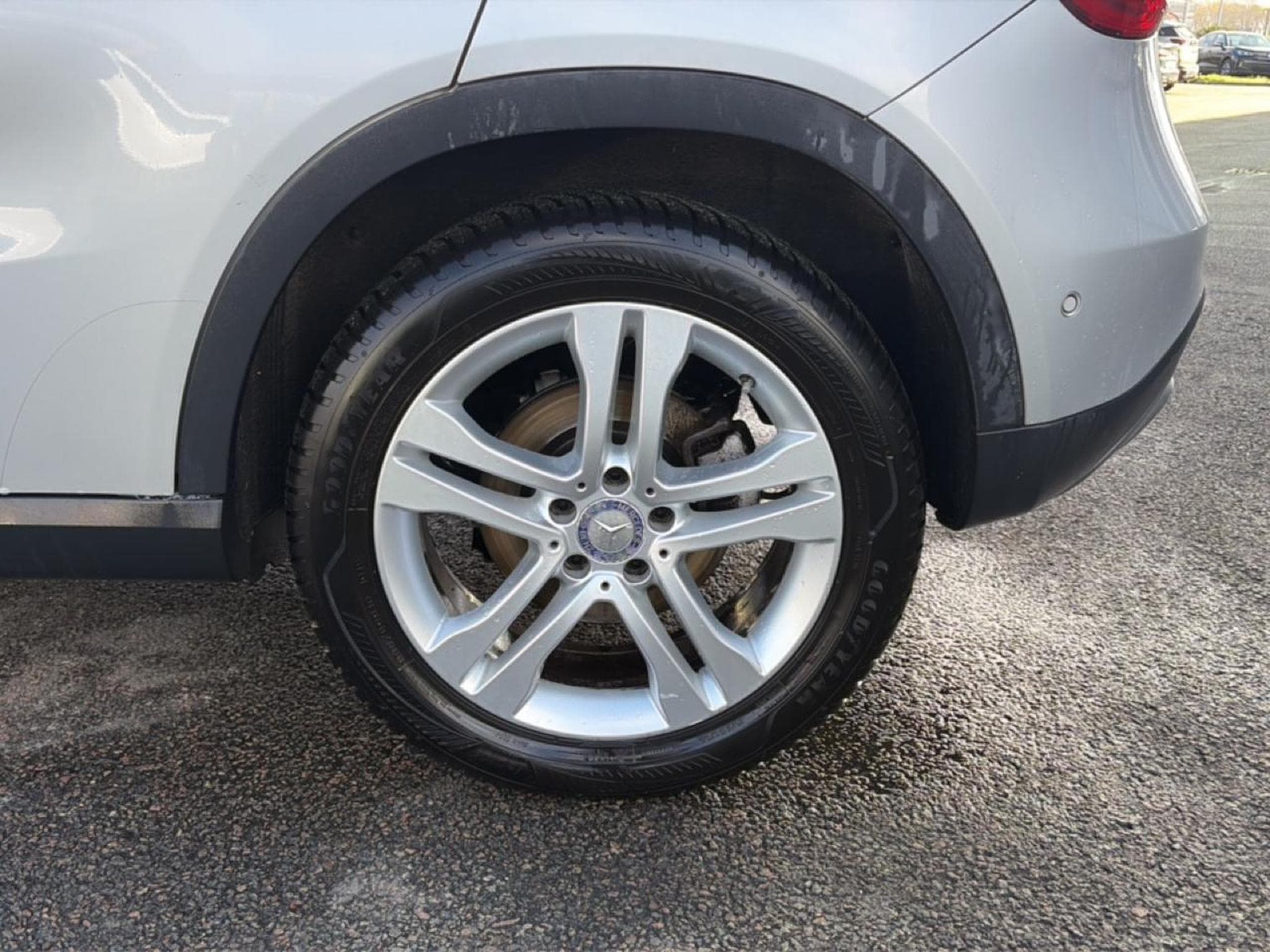 Mercedes GLA 180 D SENSATION 7G-DCT (2016) - Photo 9