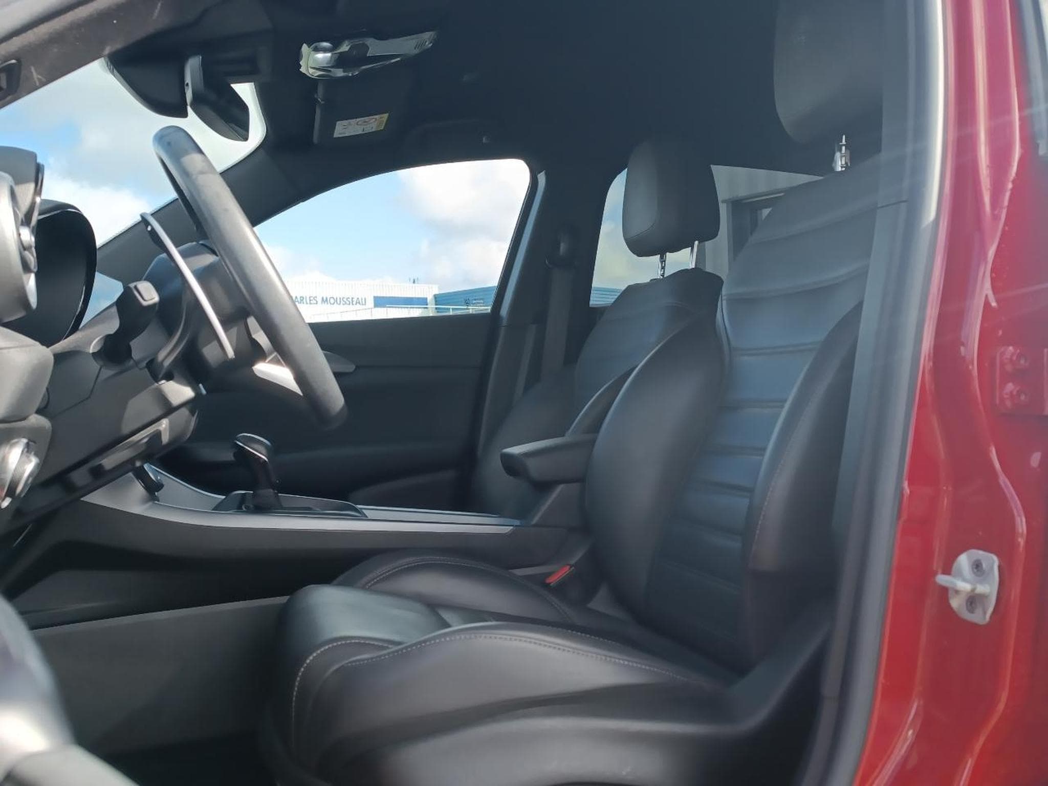 Alfa-Romeo TONALE 1.5 HYBRID 160 EDIZIONE SPECIALE TCT (2022) - Foto 10