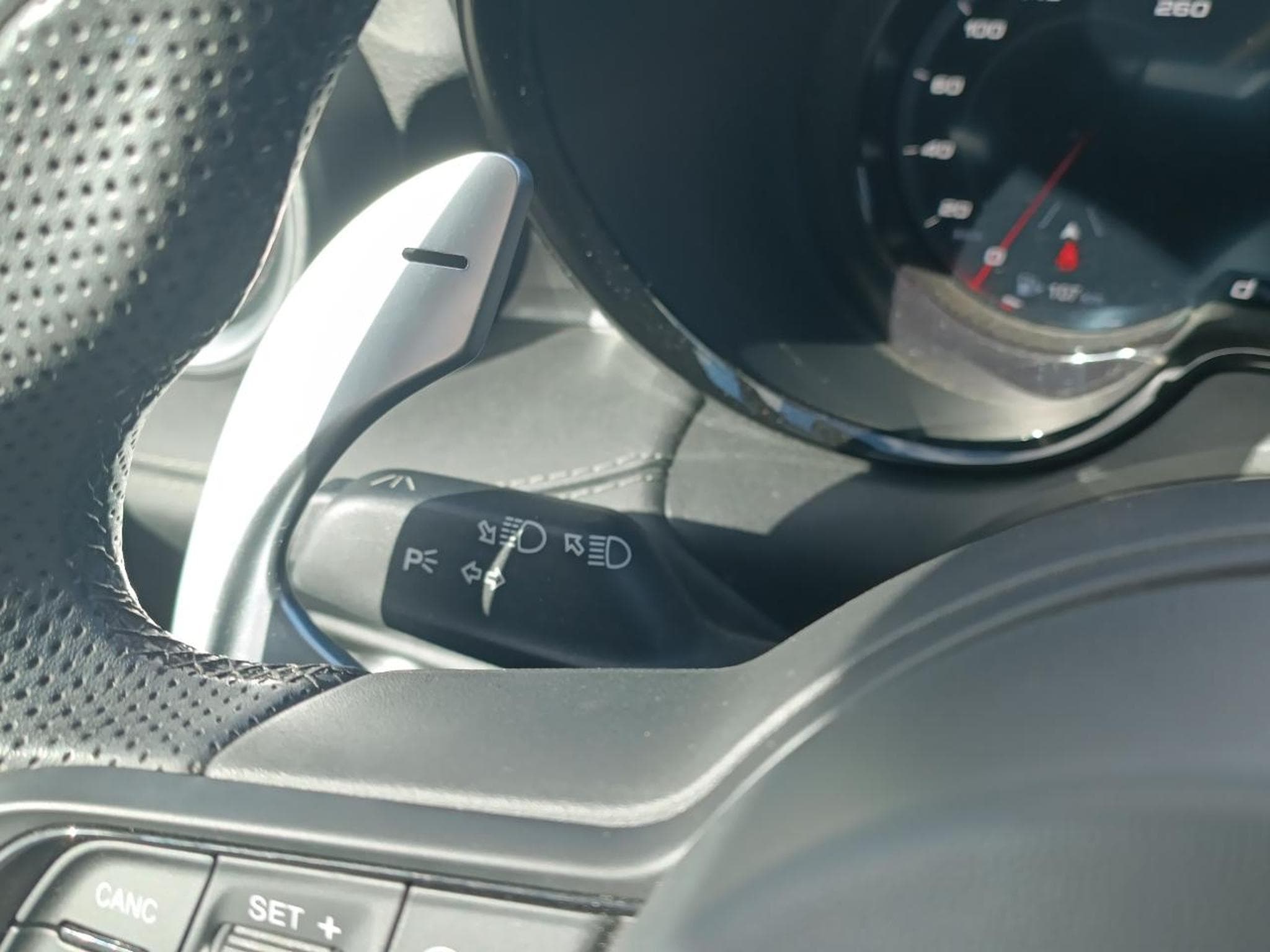 Alfa-Romeo TONALE 1.5 HYBRID 160 EDIZIONE SPECIALE TCT (2022) - Foto 15