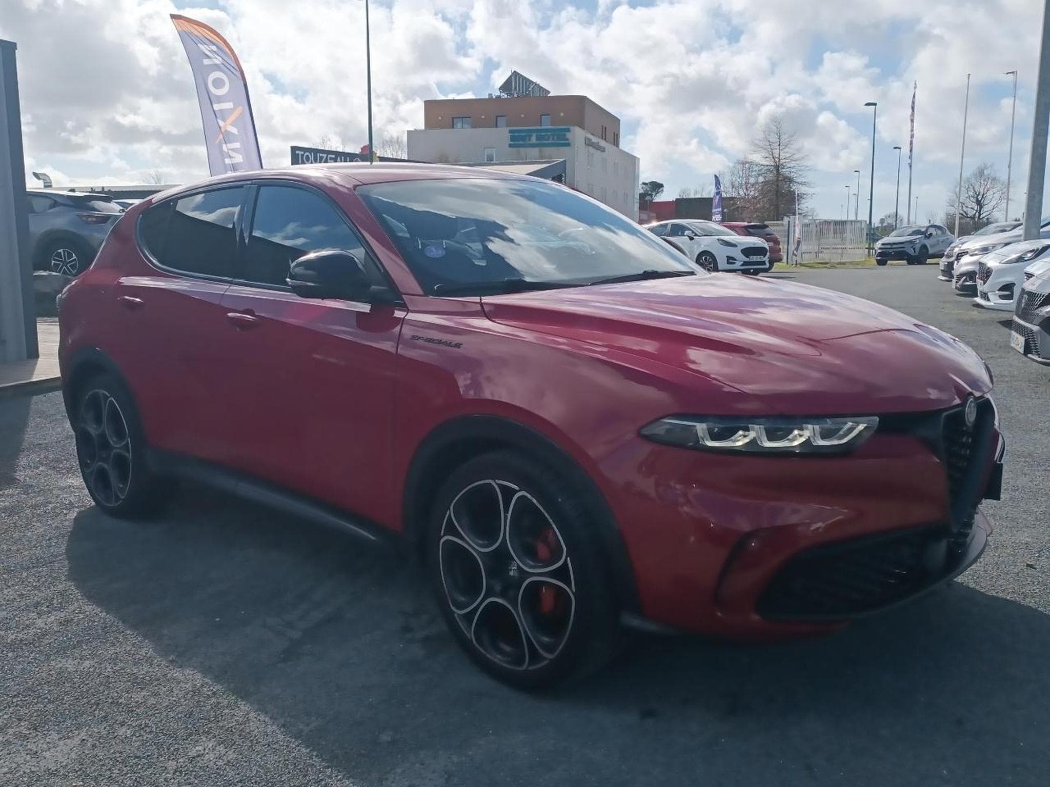 Alfa-Romeo TONALE 1.5 HYBRID 160 EDIZIONE SPECIALE TCT (2022) - Foto 3