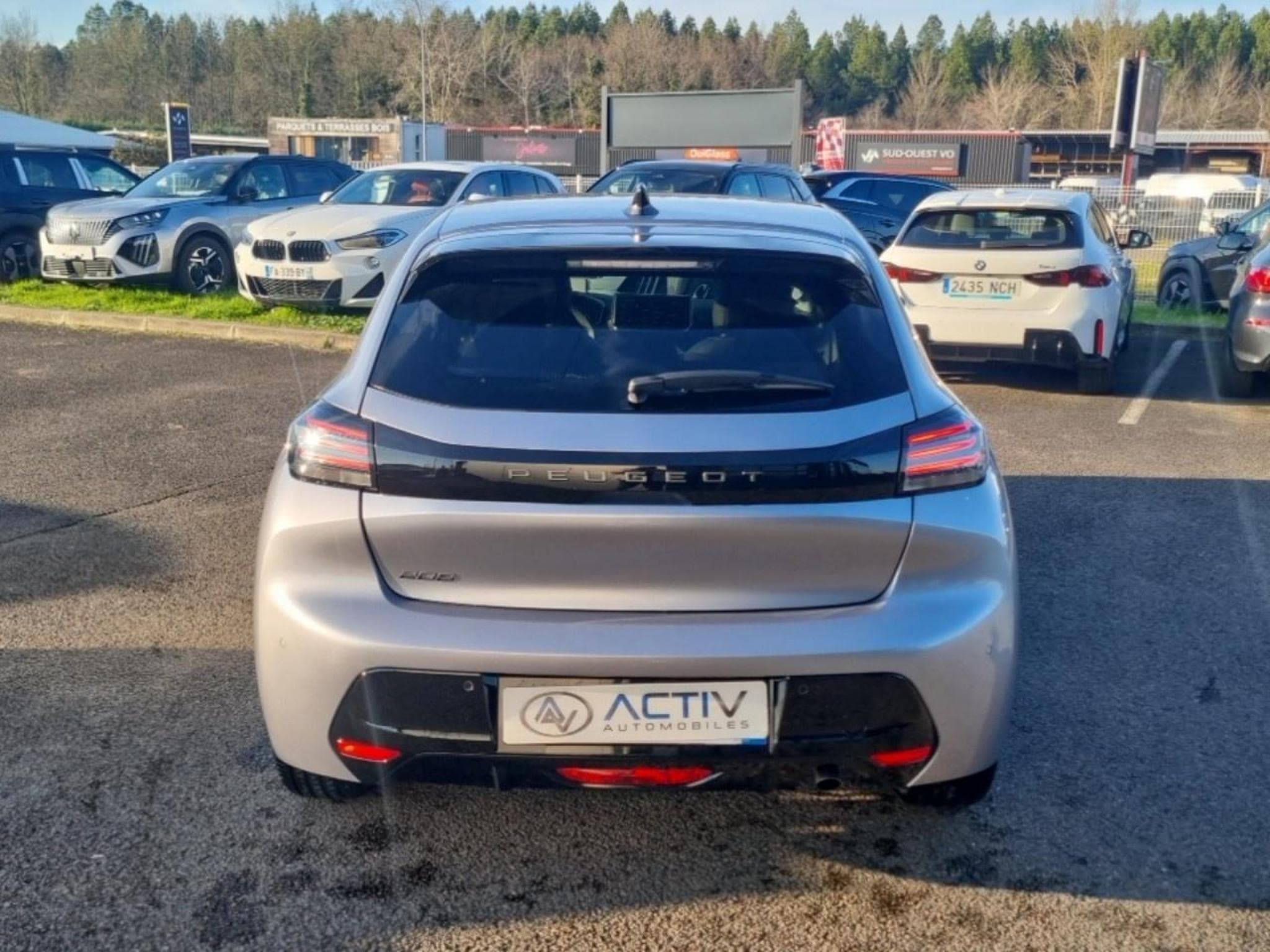 Peugeot 208 1.2 100 ALLURE (2025) - Photo 6
