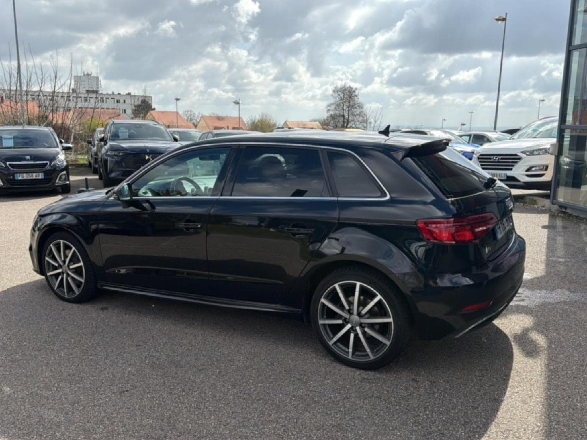 Audi A3 SPORTBACK 40 E-TRON 204 DESIGN LUXE S TRONIC 6 EURO6D-T 8CV (2020) - Photo 7