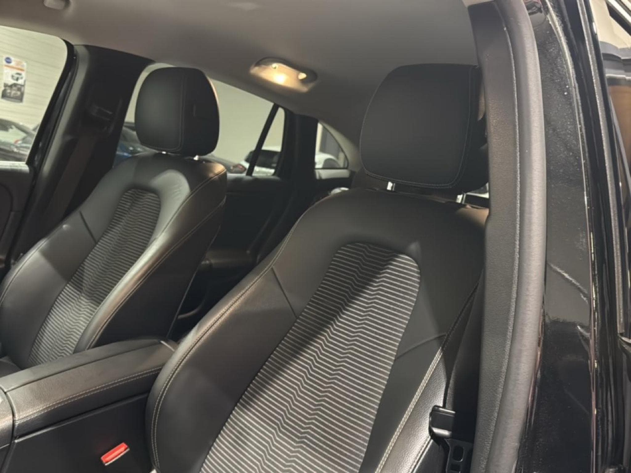 Mercedes GLA 200 D 150 PROGRESSIVE LINE 8G-DCT (2020) - Photo 12