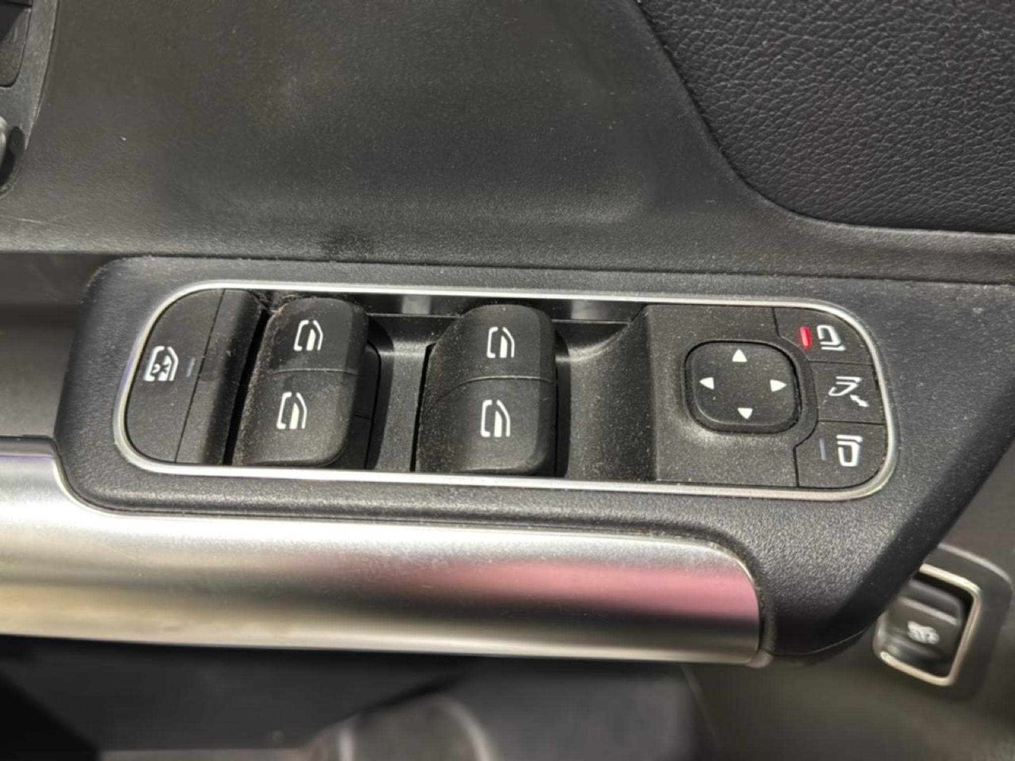 Mercedes GLA 200 D 150 PROGRESSIVE LINE 8G-DCT (2020) - Photo 16